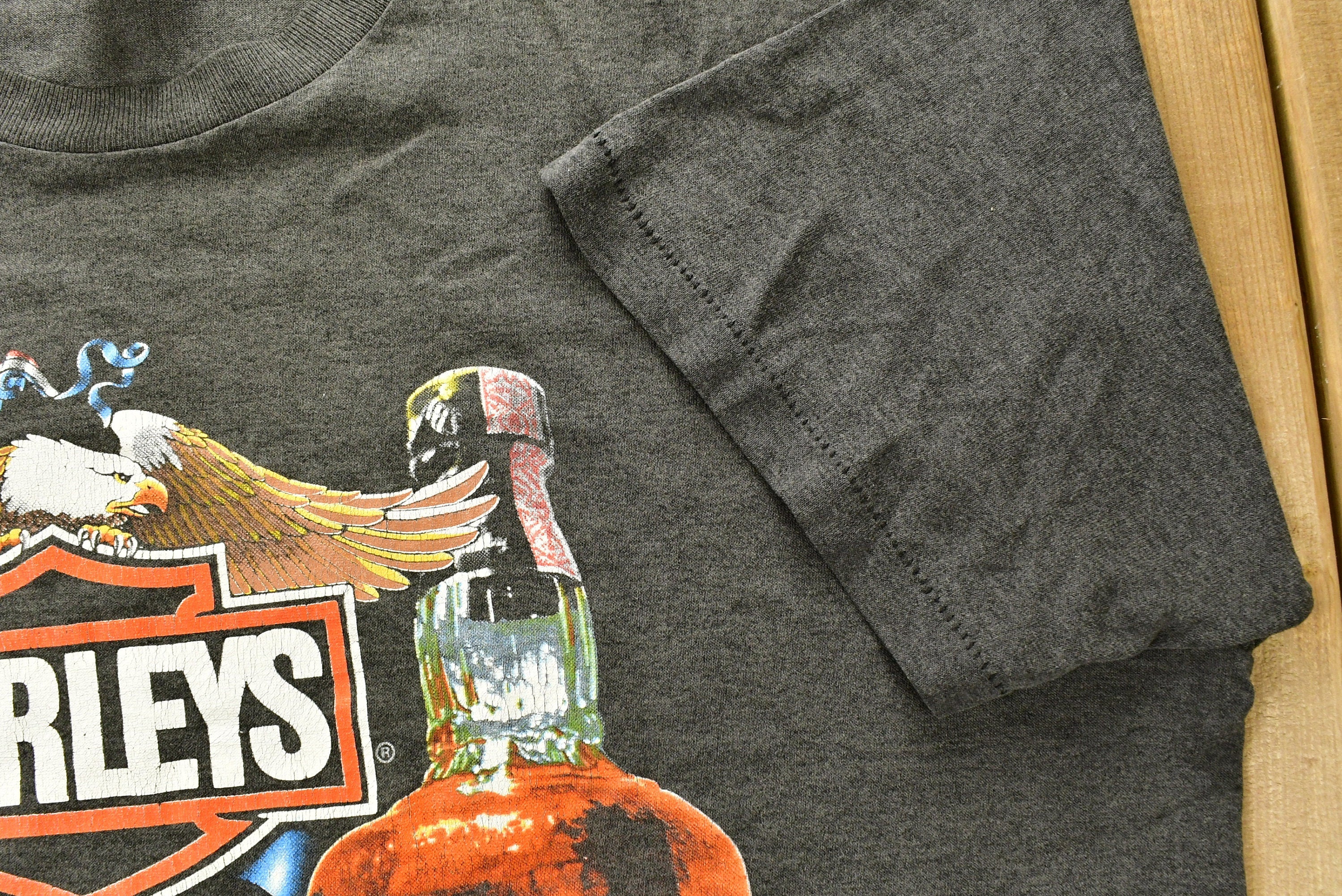 Vintage 1987 Harley Davidson Motorcycles Harleys Whiskey T-Shirt