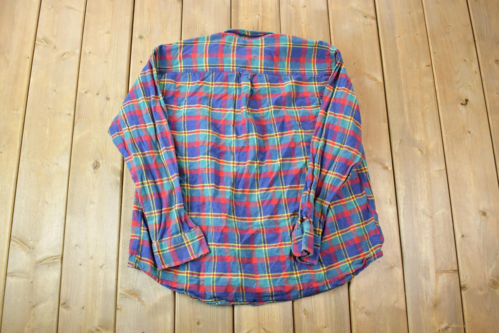 Vintage 1990s Boston Traders Plaid Flannel Button Up Shirt /