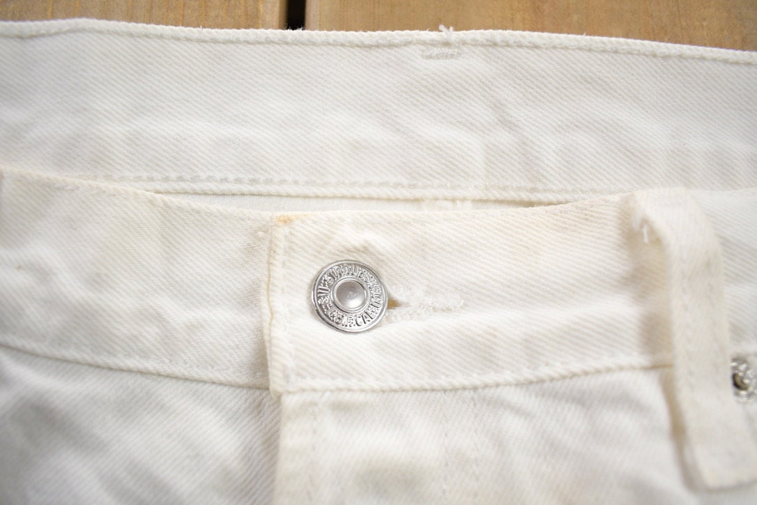 Vintage 1990s Levi's 501 White Jeans Size 36x34