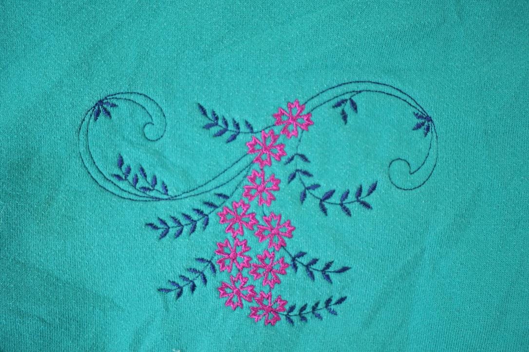 Vintage 1990s Jerzees Super Sweats Floral Design Crewneck