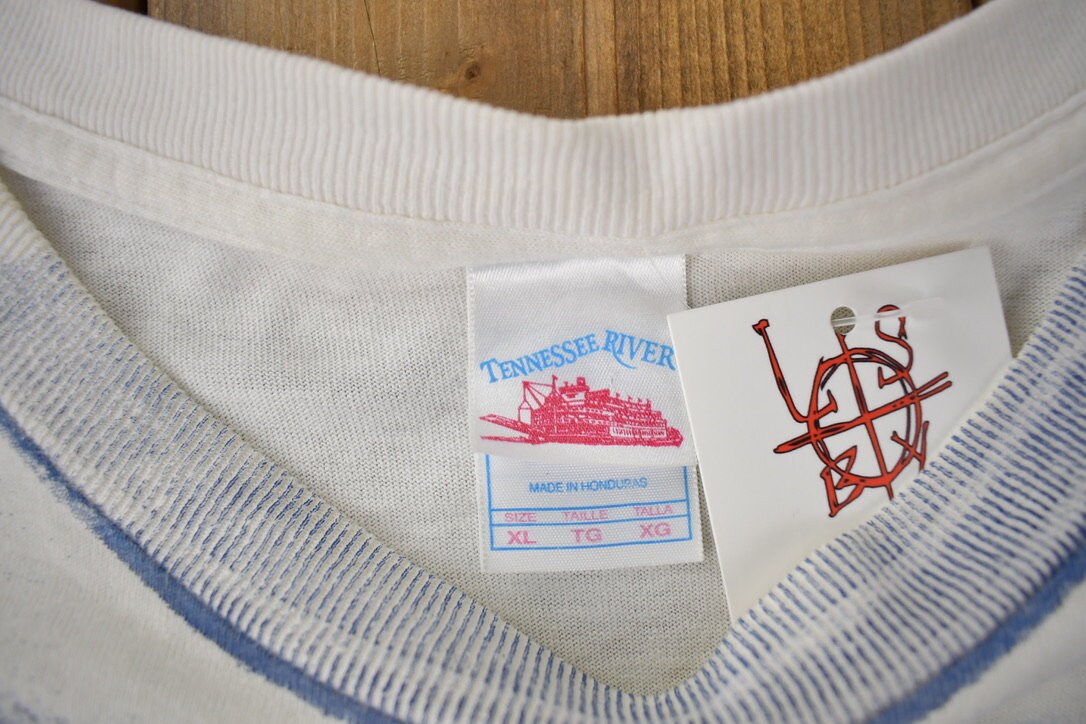 Vintage 1990s Ford NASCAR All Over Print Racing Graphic T-Shirt Size XL