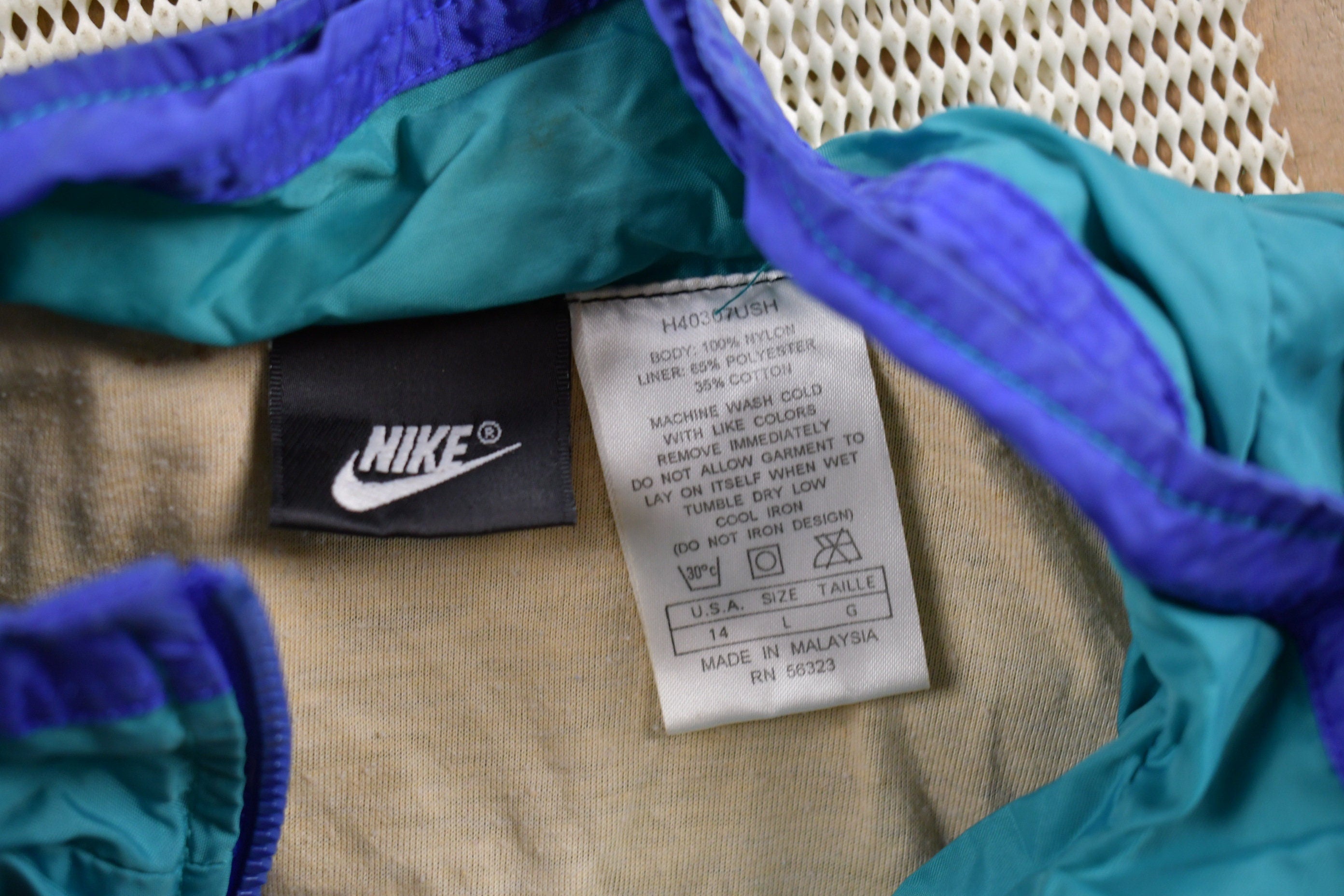 Vintage 1990s Nike Color Block Windbreaker Jacket