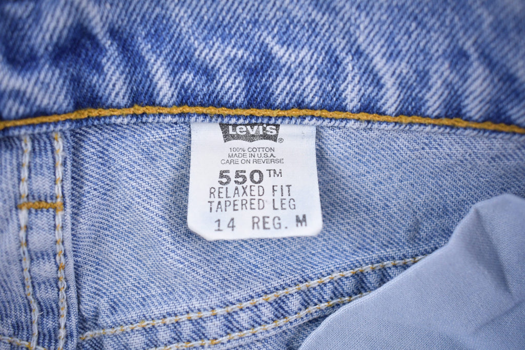 Vintage 1990s Levi's 550 Red Tab Jeans Size 31 x 30