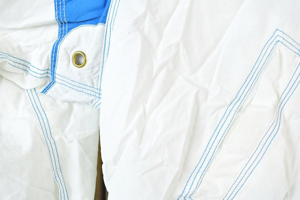 Vintage 1990s Liz Sport Petite Mid Weight Hooded Windbreaker Spring Jacket