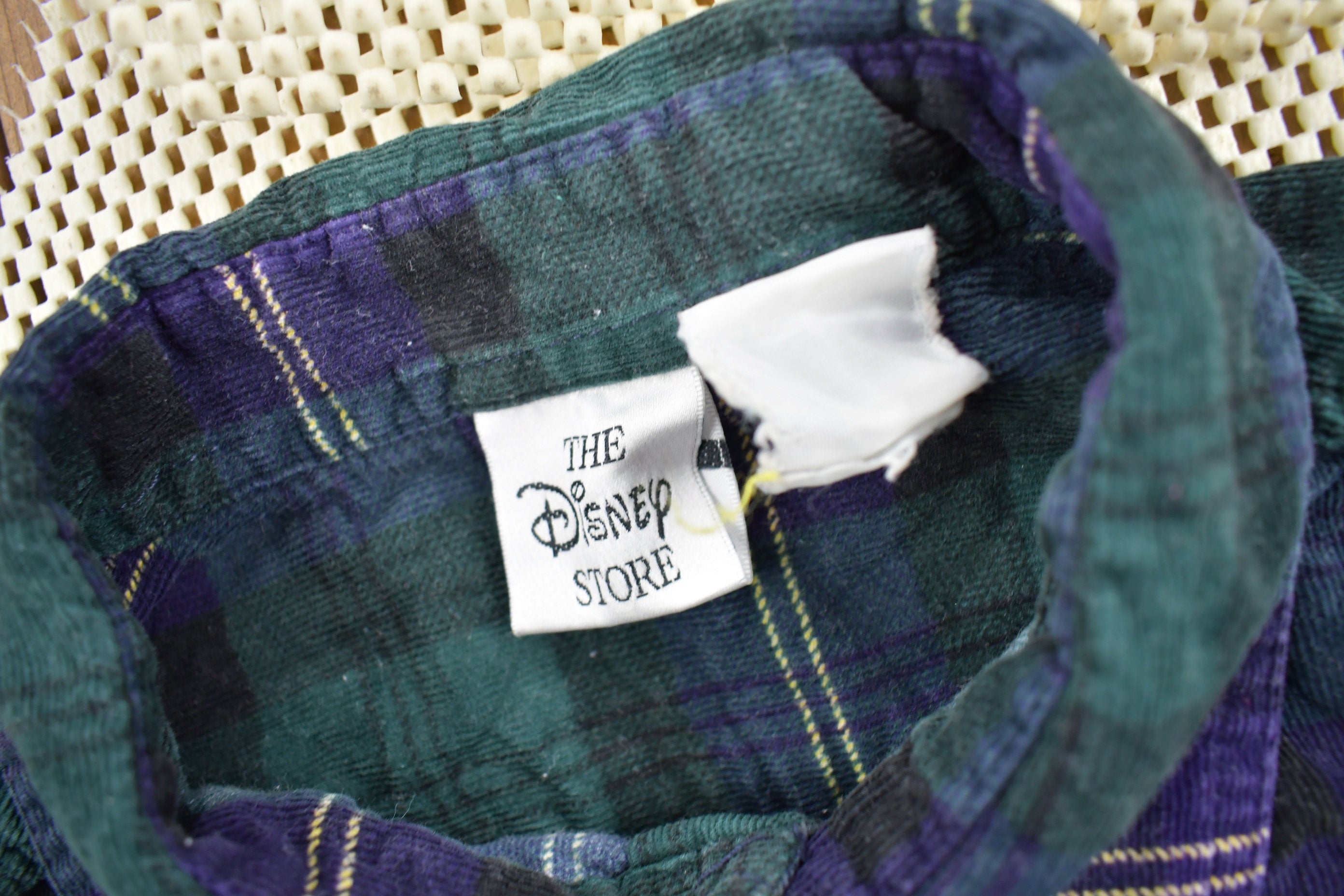 Vintage 1990s Disney Store Tigger Plaid Flannel Button Up Shirt