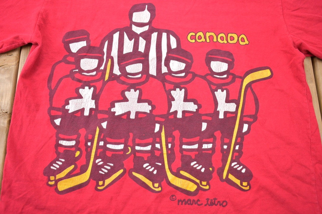 1990s Vintage Canada Hockey Team Souvenir T Shirt / Streetwear / Made In Canada / Vacation Tee / Travel T Shirt / Made in Canada