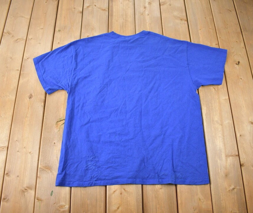 Vintage 2000s White Swoosh Blue Nike Graphic T-Shirt Size XL
