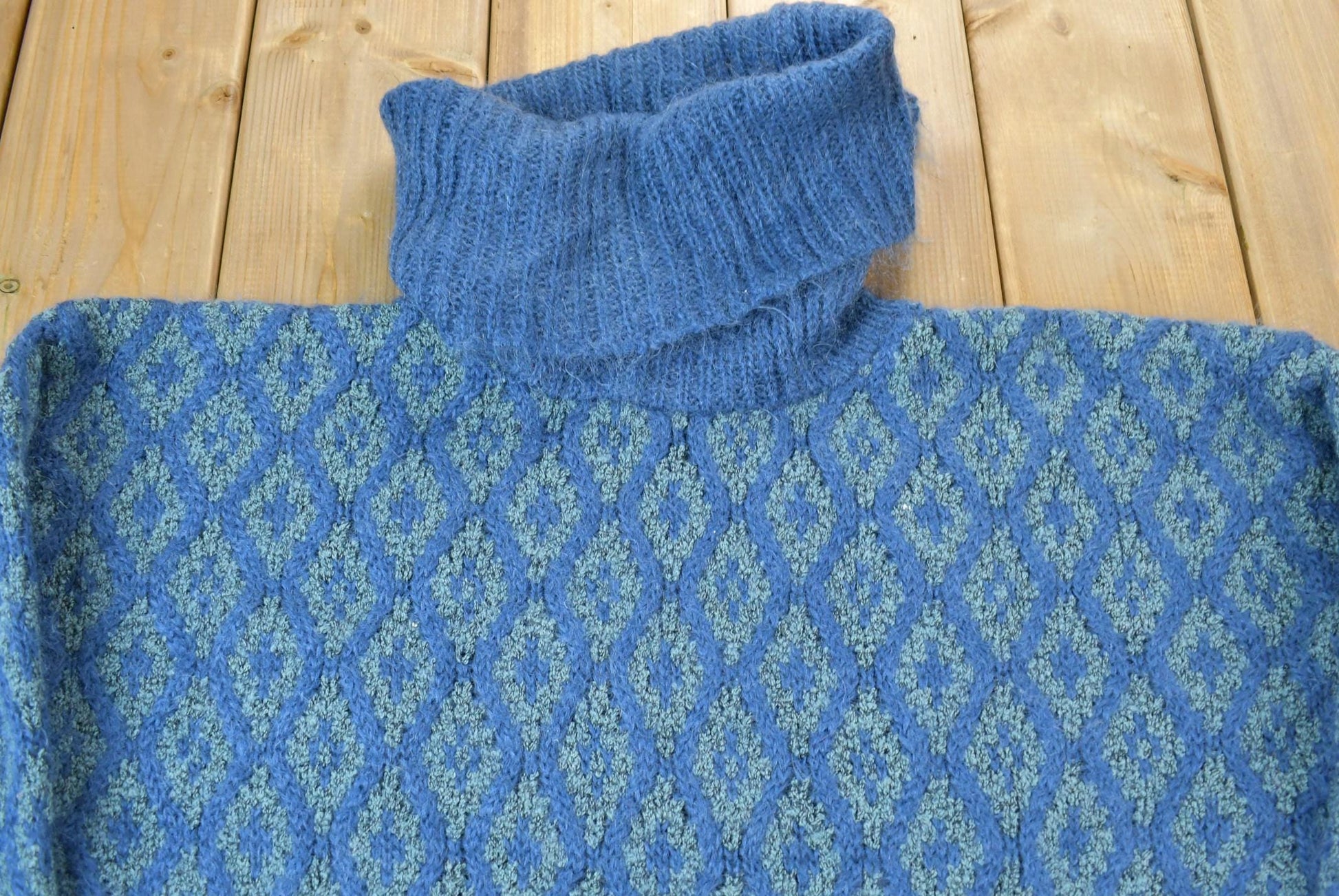 Vintage 1990s Carole Little Knit TurtleNeck Sweater