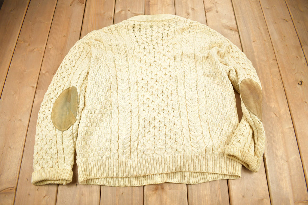 Vintage 1980s Carraig Donn 100% Pure New Wool Cable Knit Sweater