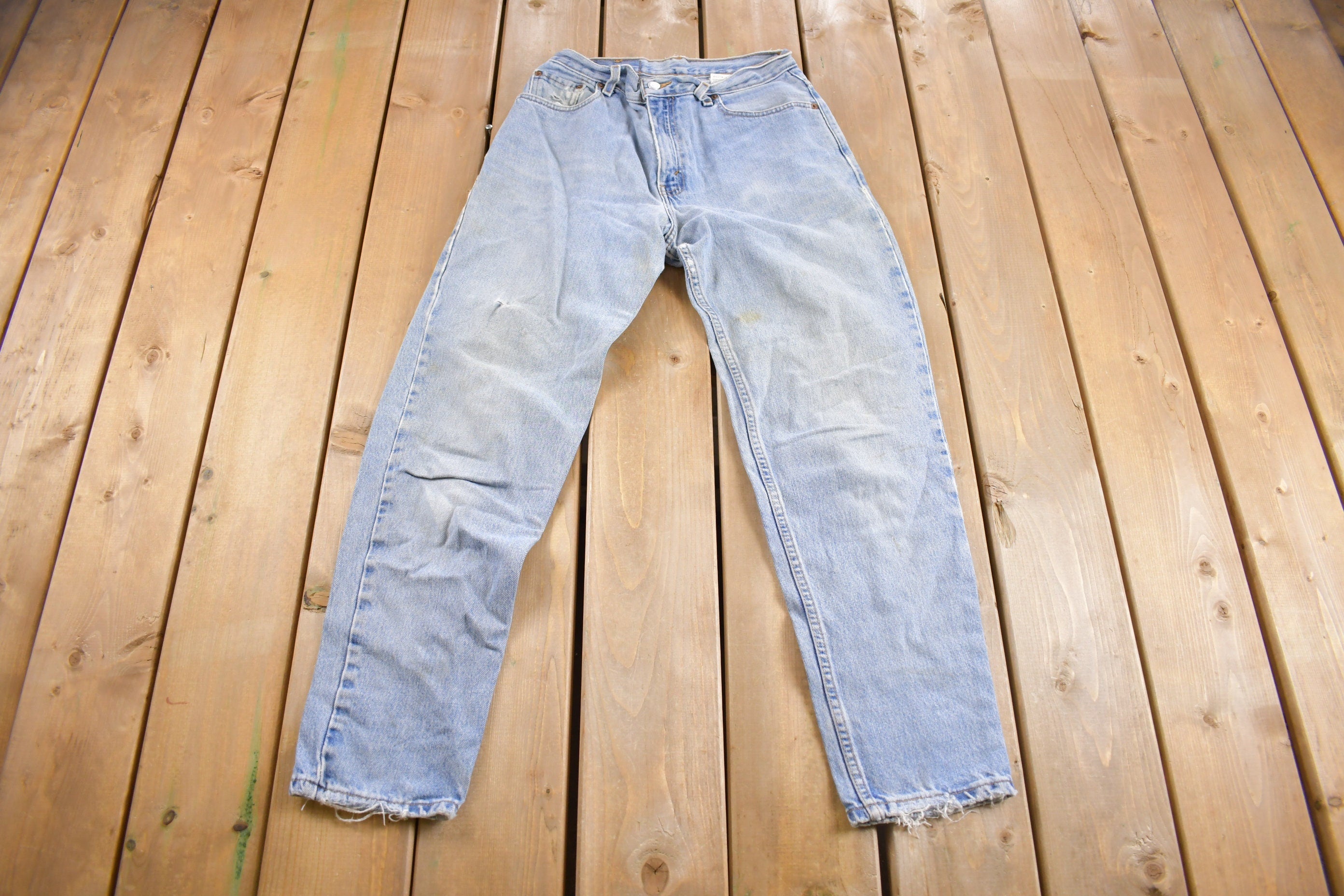 Vintage 1990s Levi's 550 Red Tab Jeans Size 29 x 28