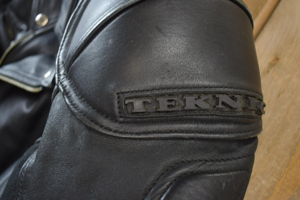 Vintage 1990s Teknic Heavy Padded Leather Biker Motorcycle Jacket