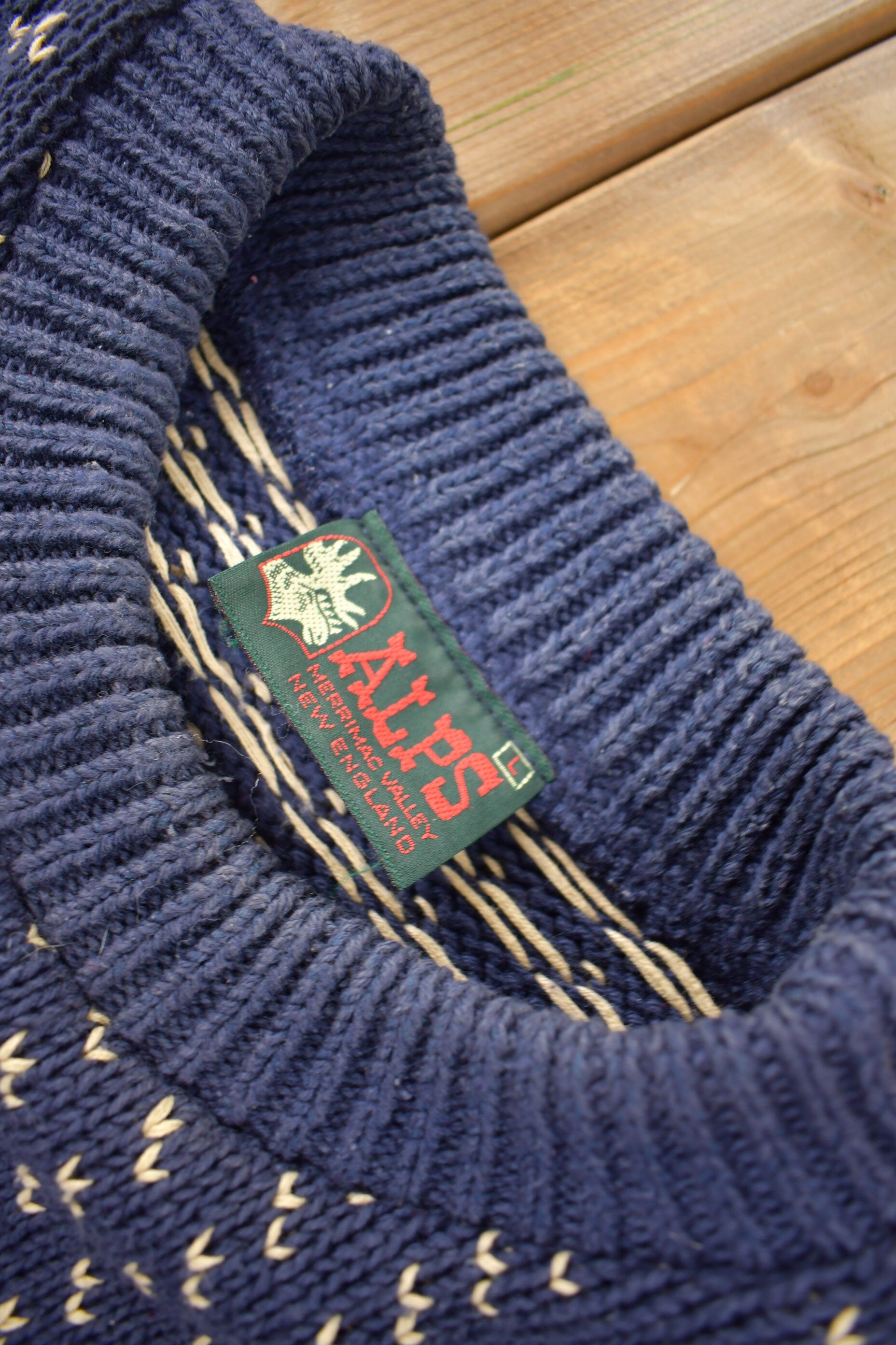 Vintage 1990s Alps Knit Crewneck Sweater /