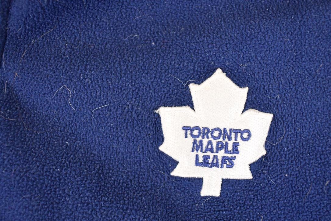 Vintage Y2K Nike Toronto Maple Leafs Quarter Zip NHL Fleece Outdoorsman Sweater Youth M