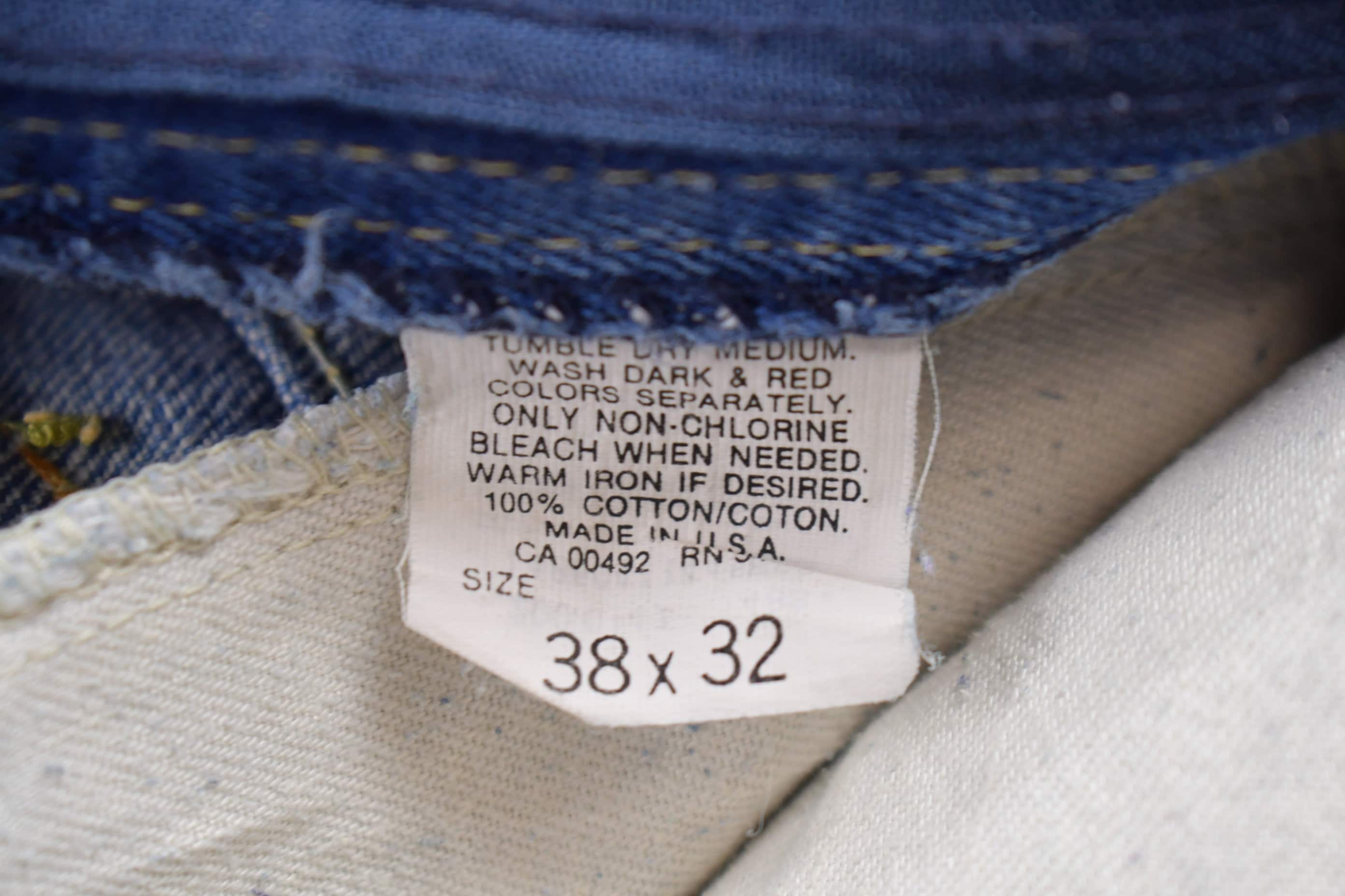 Vintage 1980s LEE Blue Jeans Size 35 x 31.5