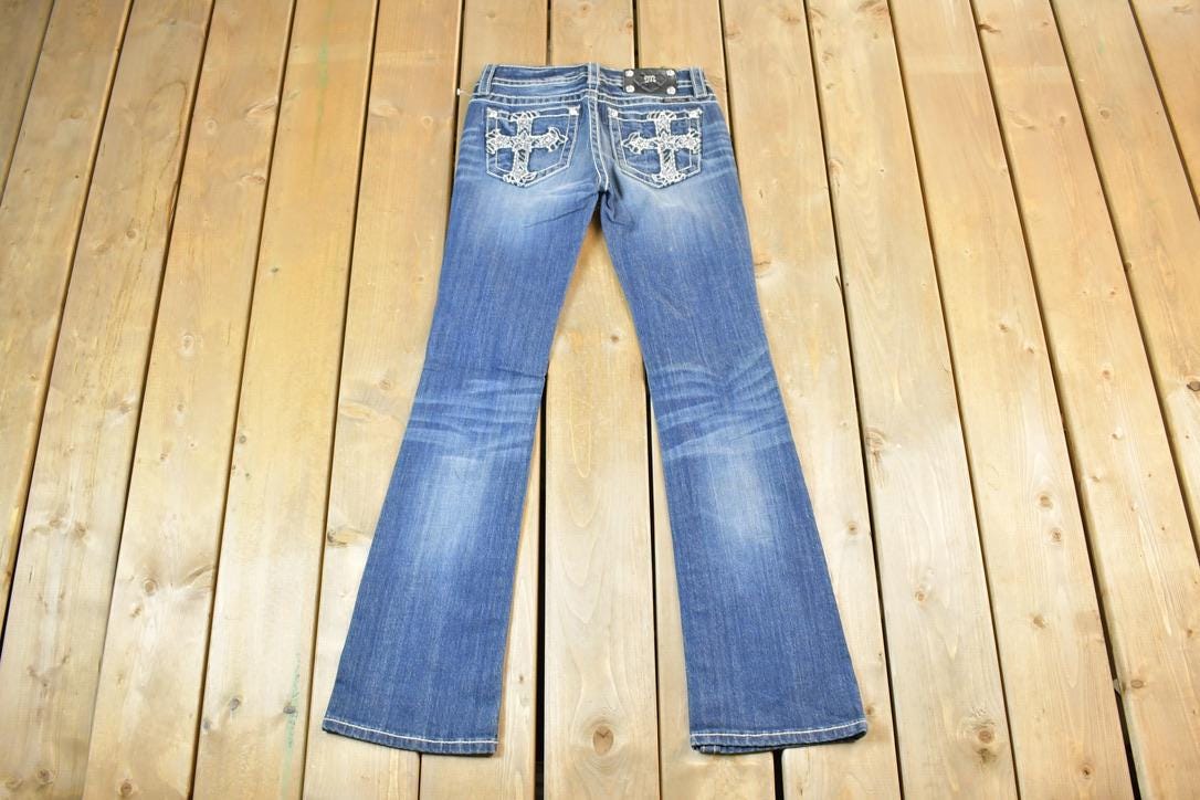 Vintage Y2K Miss Me Bedazzled Low Rise Jeans Size 26x31