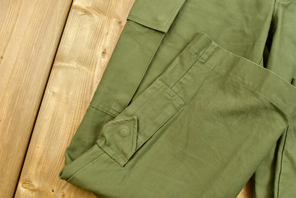 Vintage 1982 Military Cargo Pocket Pants Size 74 x 85
