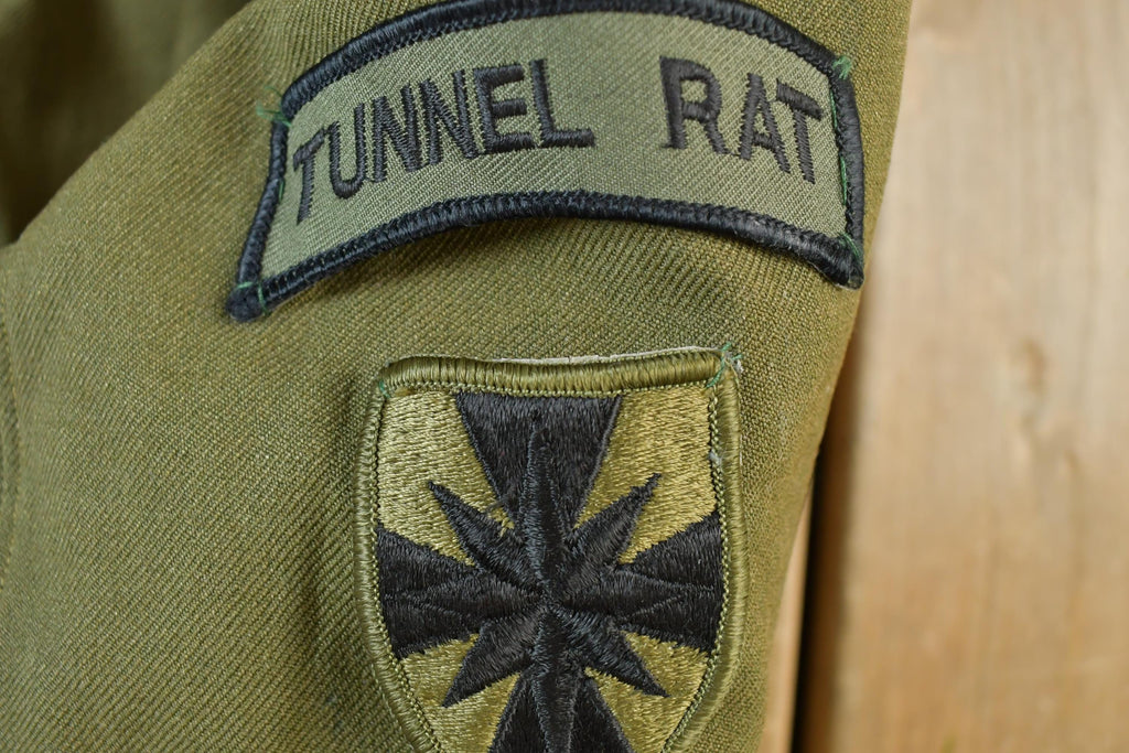 Vintage Military Jungle Expert Peace Sign Button Up Army Jacket