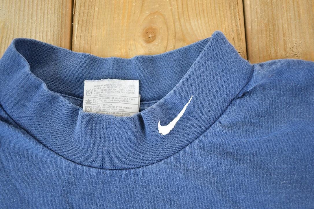 Vintage 1990s Nike Embroidered Mini Swoosh Crewneck Sweatshirt