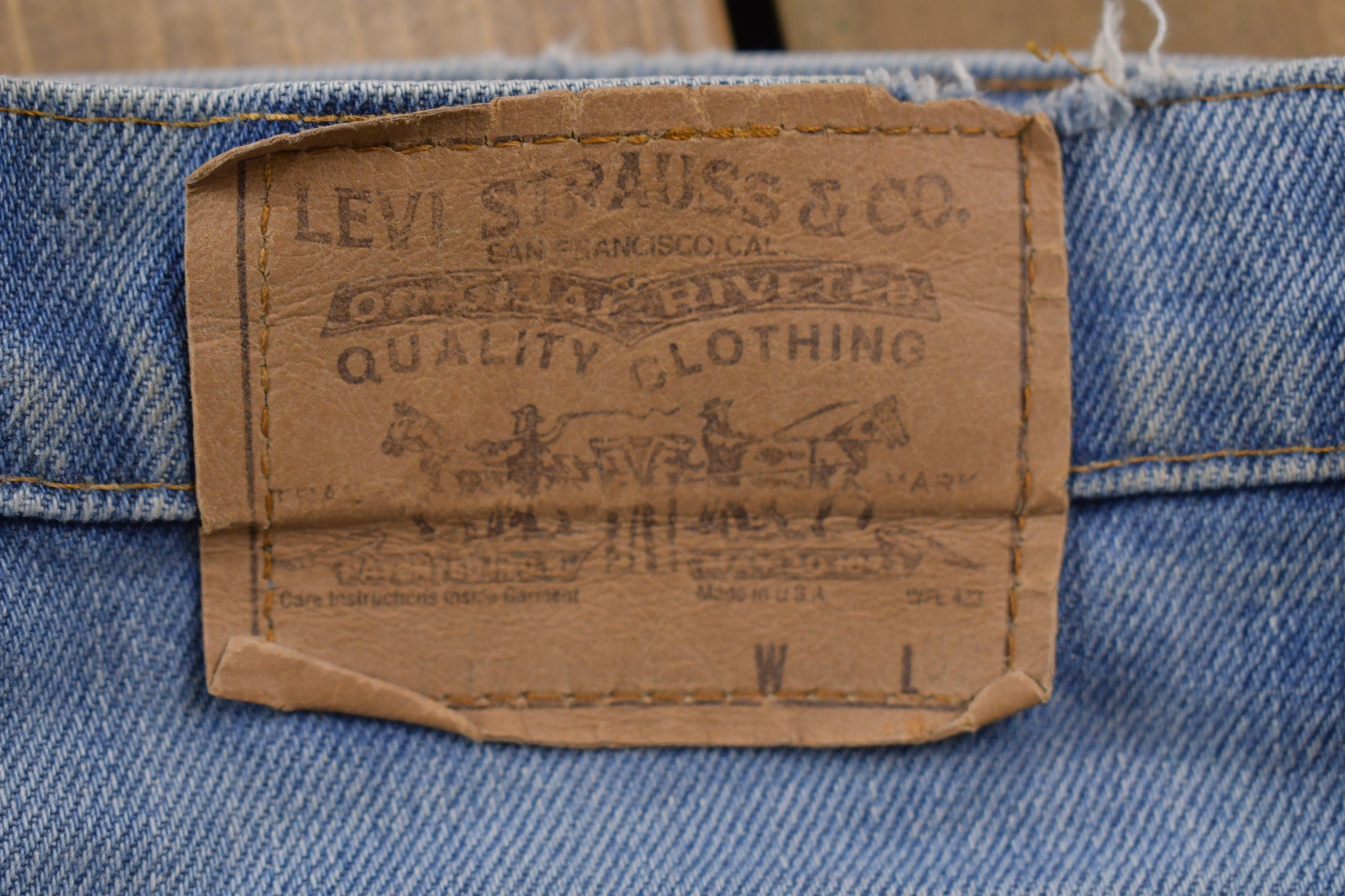 True Vintage 1970s Levi's Orange Tab Jeans Size 32 x 31
