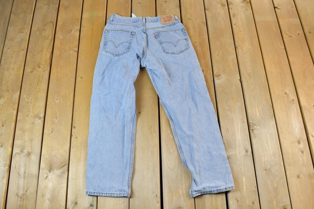 Vintage 1990s Levi Strauss Red Tab 550 Denim Jeans Size 32 x 30
