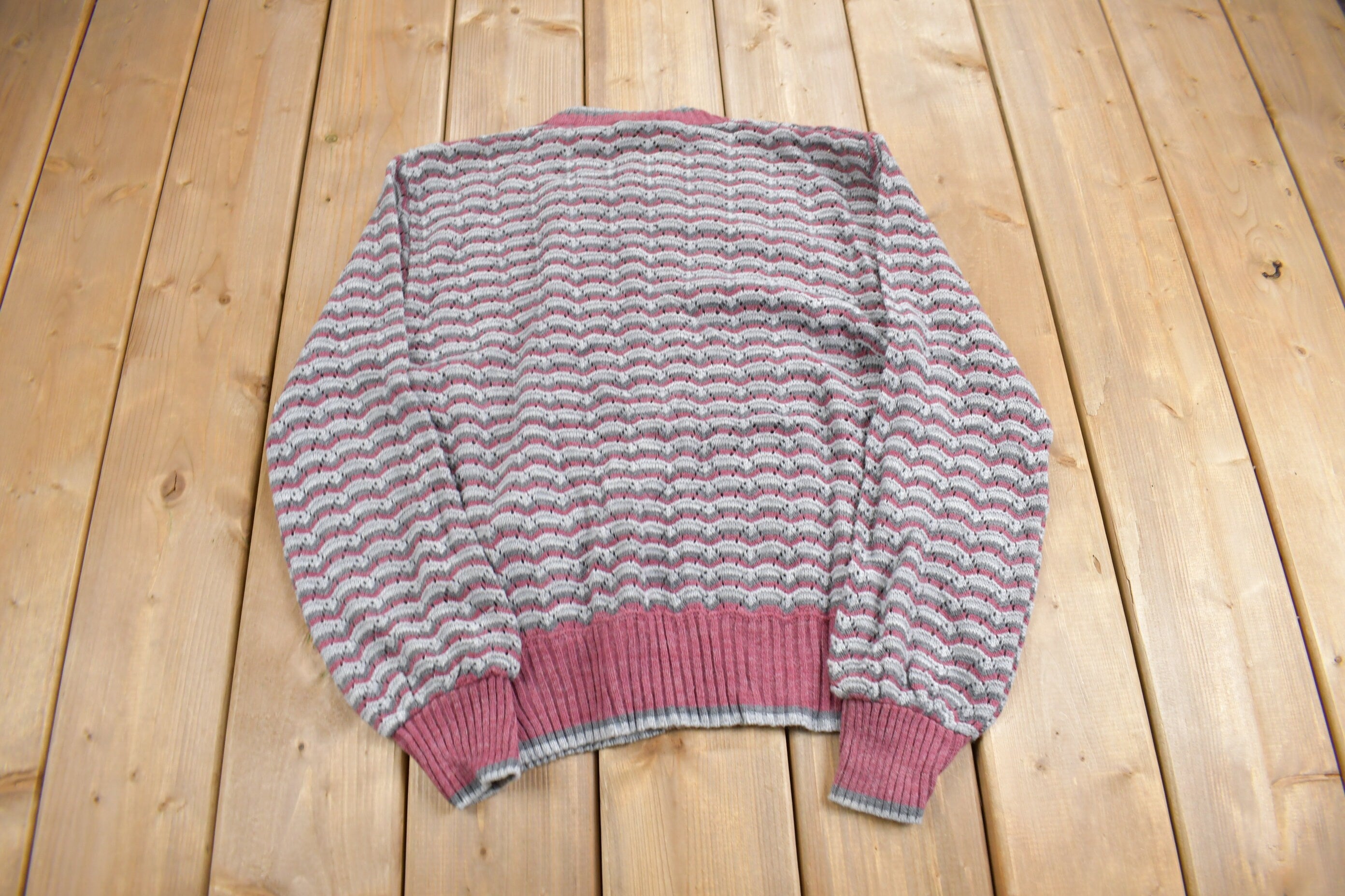 Vintage 1980s Dereta Women's Knit Crewneck Sweater