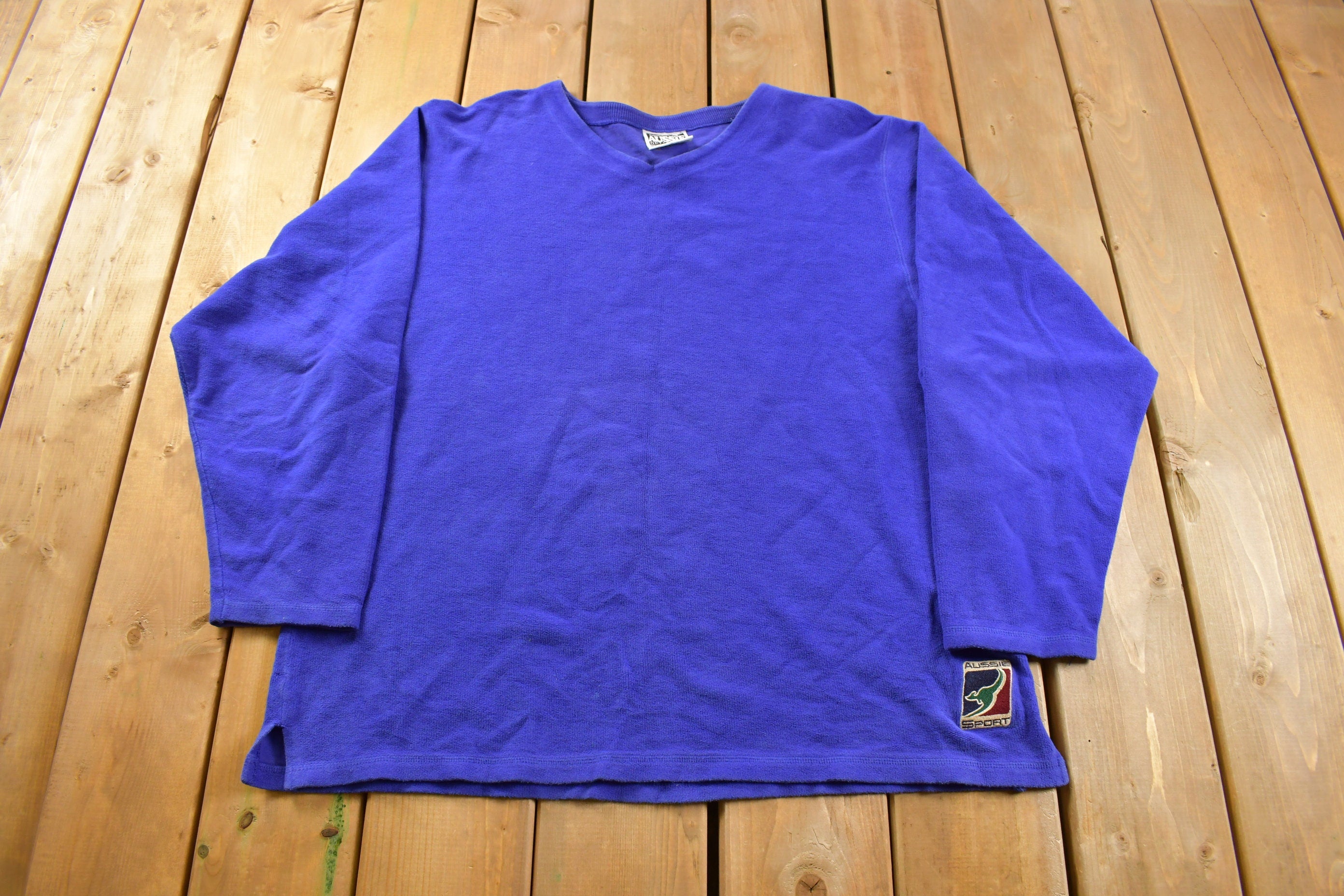 Vintage 1990s Aussie Sport Blank v-Neck Sweatshirt