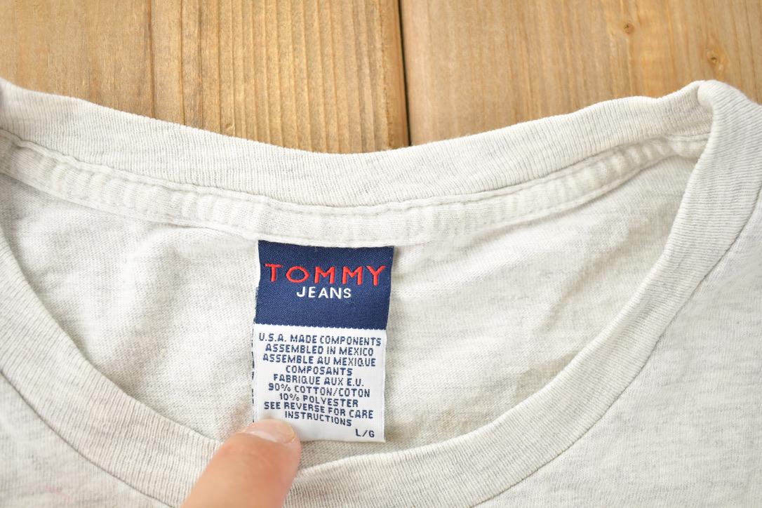 Vintage 1990s Tommy Hilfiger Tommy Jeans T-Shirt