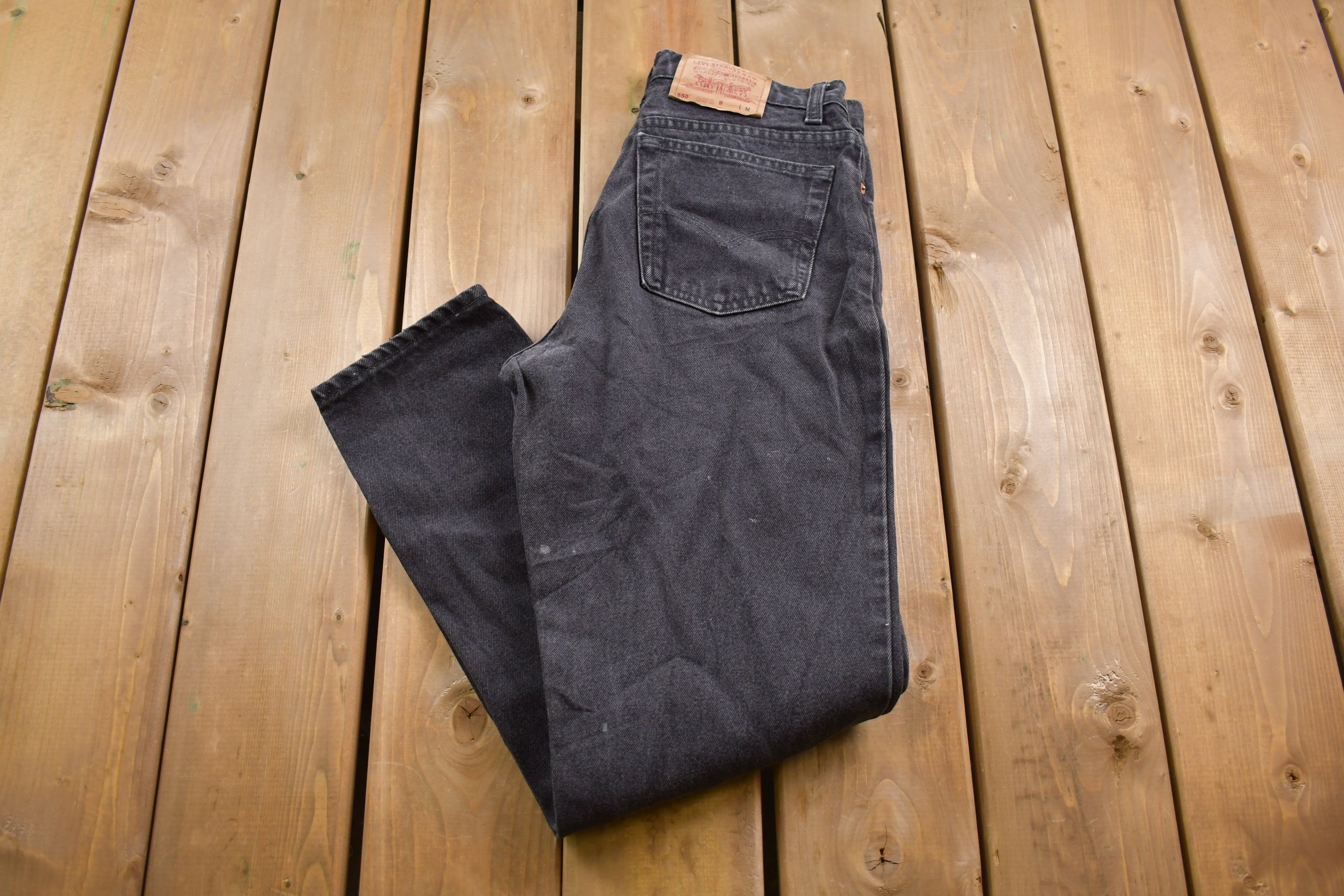 Vintage 1990s Levi's 550 Red Tab Black Jeans Size 28 x 30