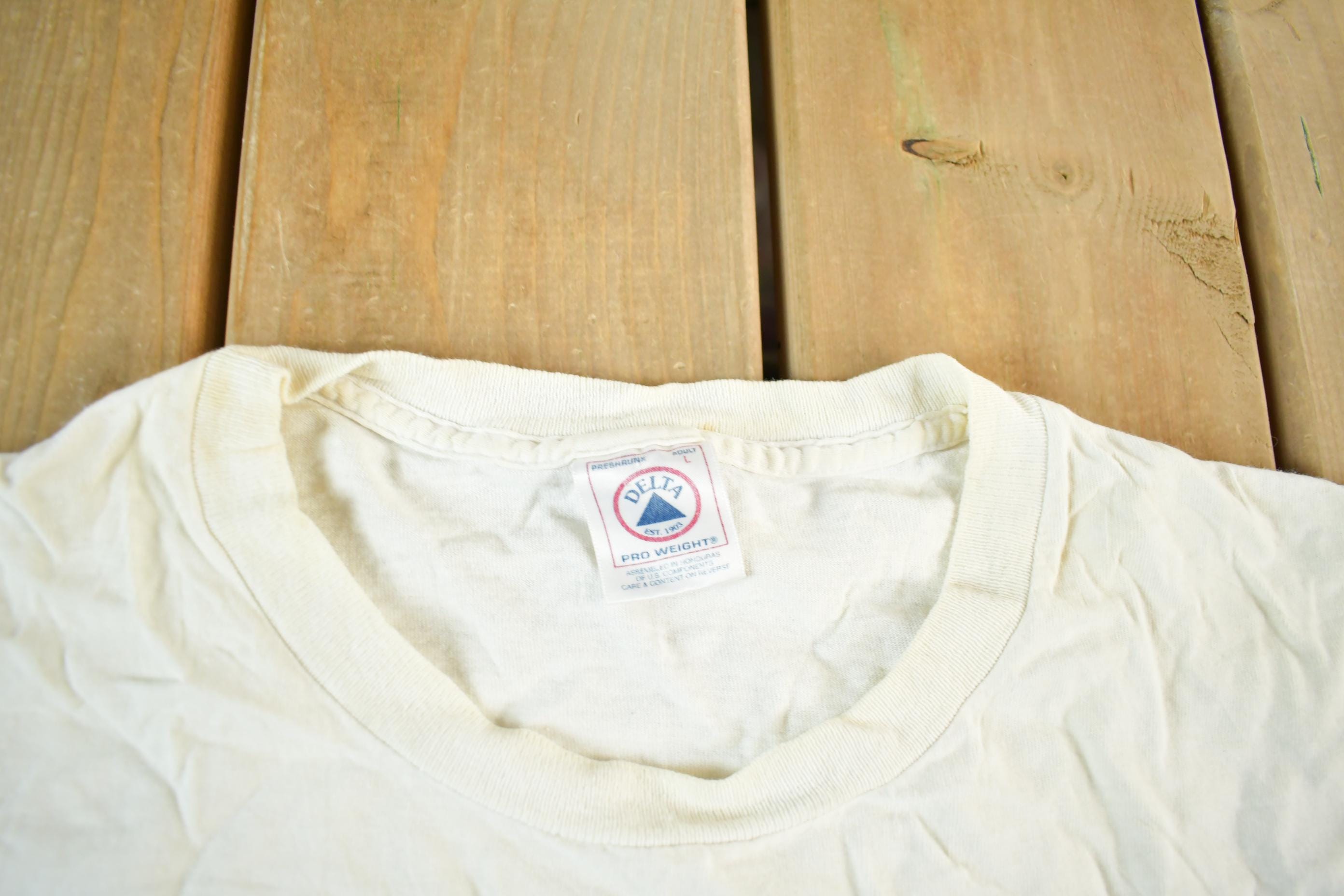 Vintage 2000s Valvoline NASCAR Racing Graphic T-Shirt Men's Large