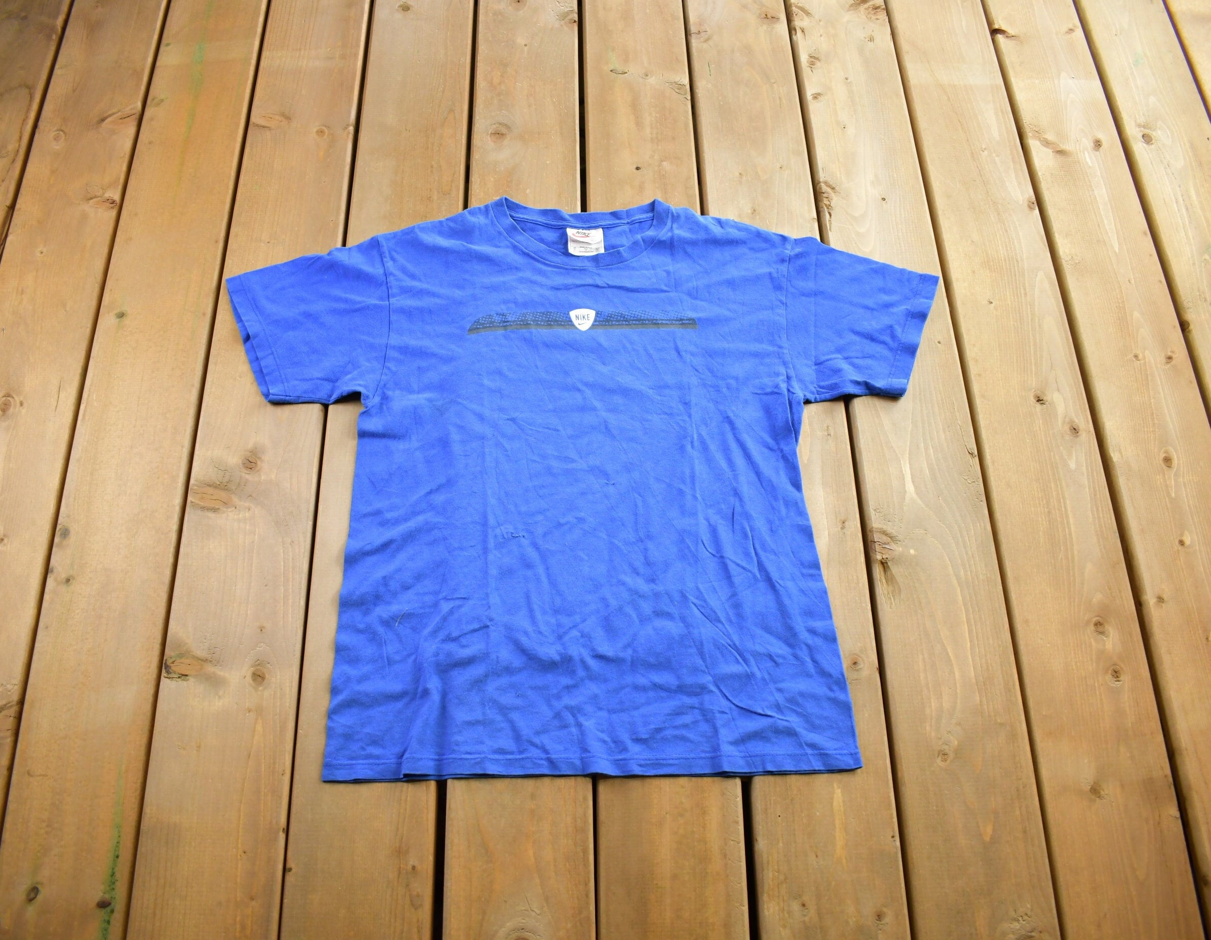 Vintage 1990s Nike Soccer Graphic T-Shirt Made In USA Size XL