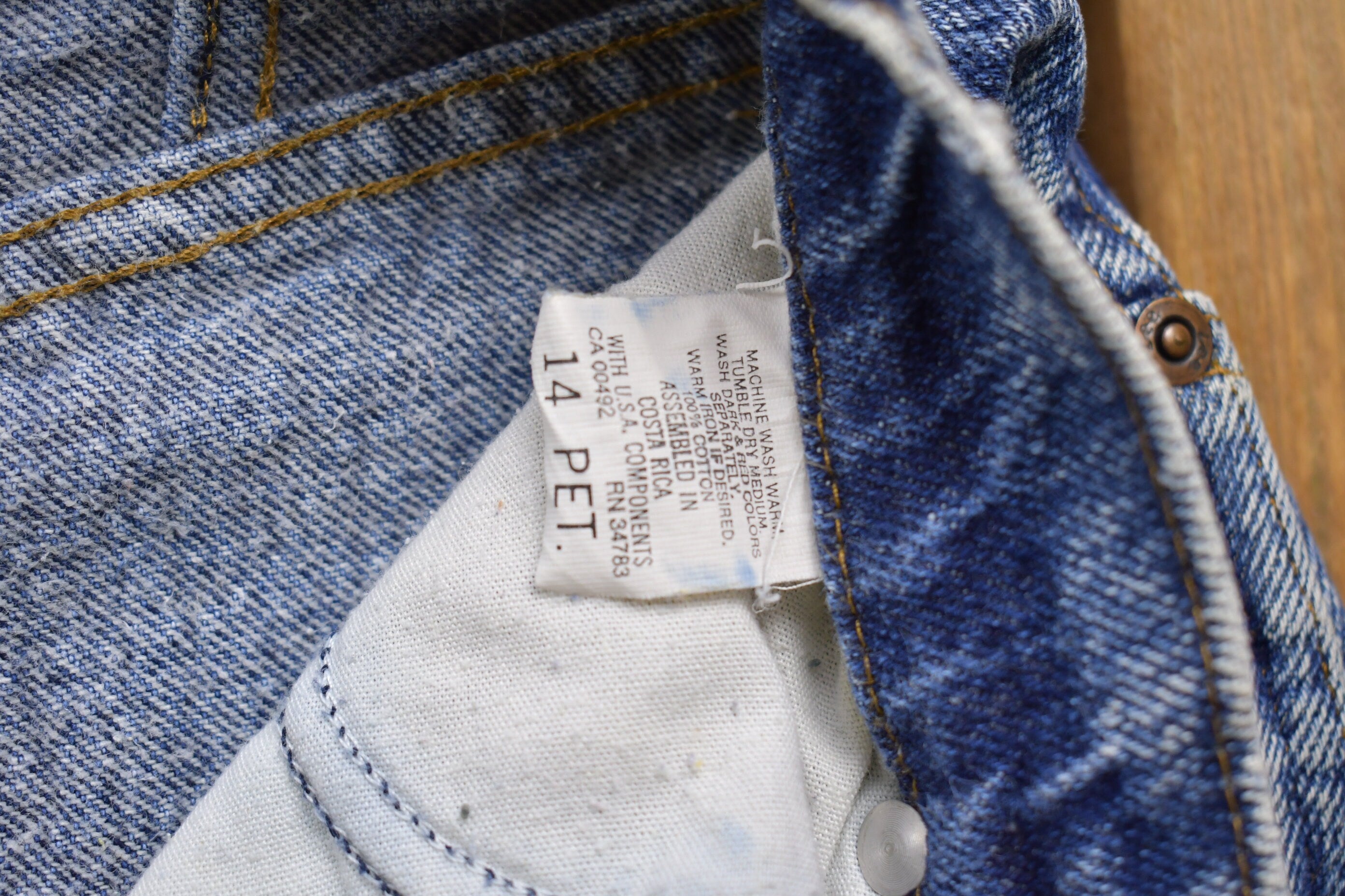 Vintage 1990s Lee Acid Wash Blue Denim Jeans Size 27 x 26