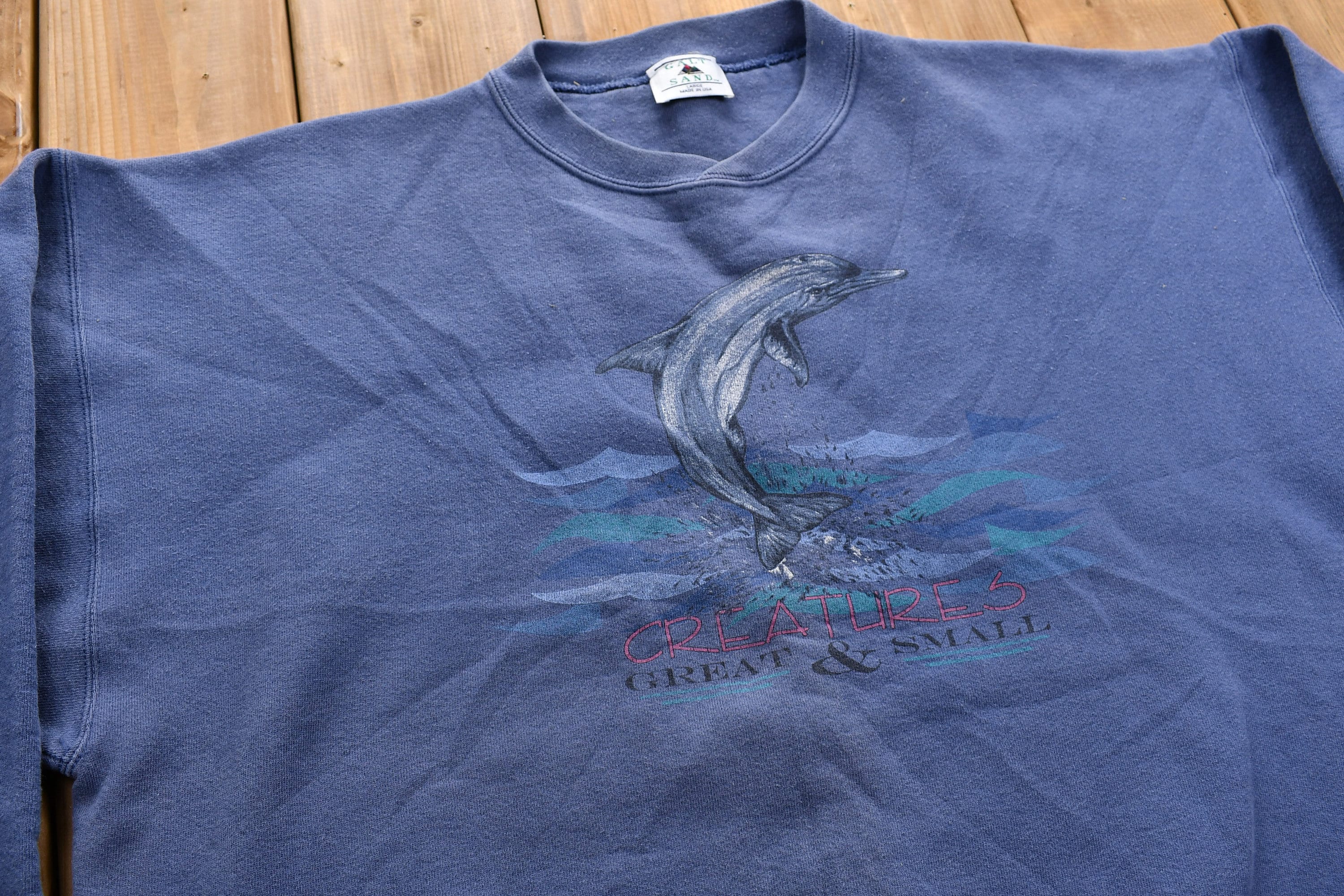 Vintage 1990s Dolphin Graphic Crewneck