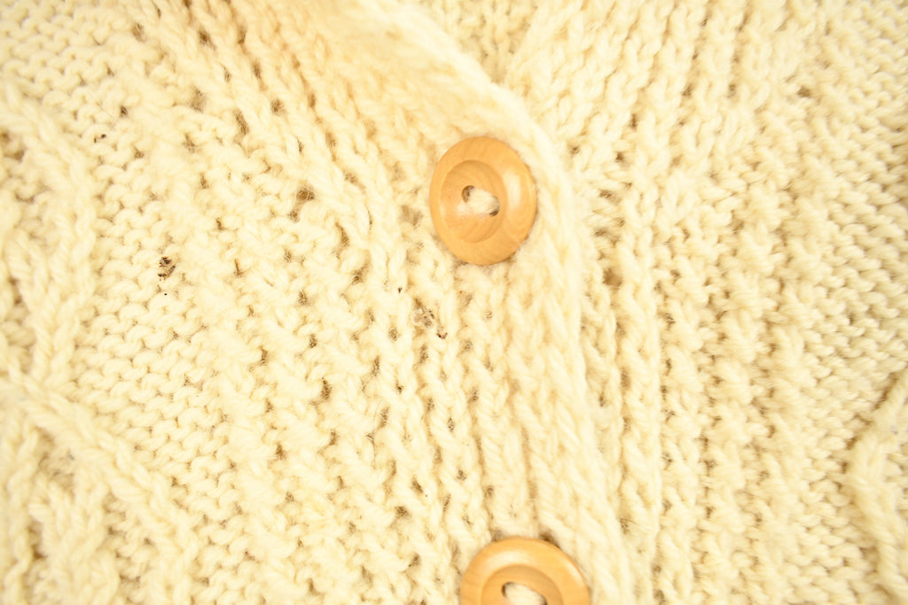 Vintage 1980s Scottish Craft Made 3D Cable Knit Button Up Sweater