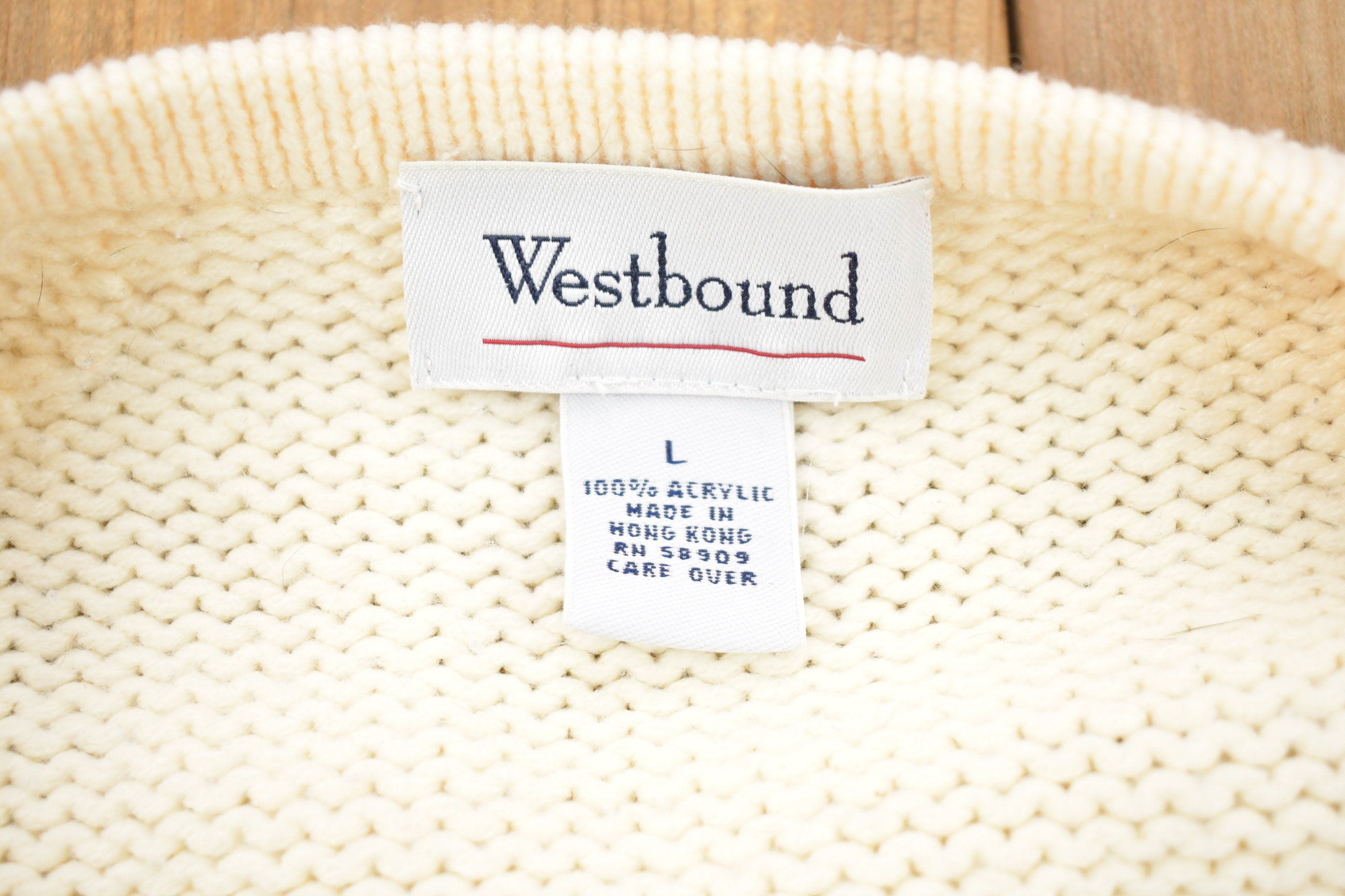 Vintage 1990s Knitted Button Up Sweater / Vintage 90s Cardigan / Basic Knit Button Up / Grandma Sweater / Sweatshirt / Blank Knit