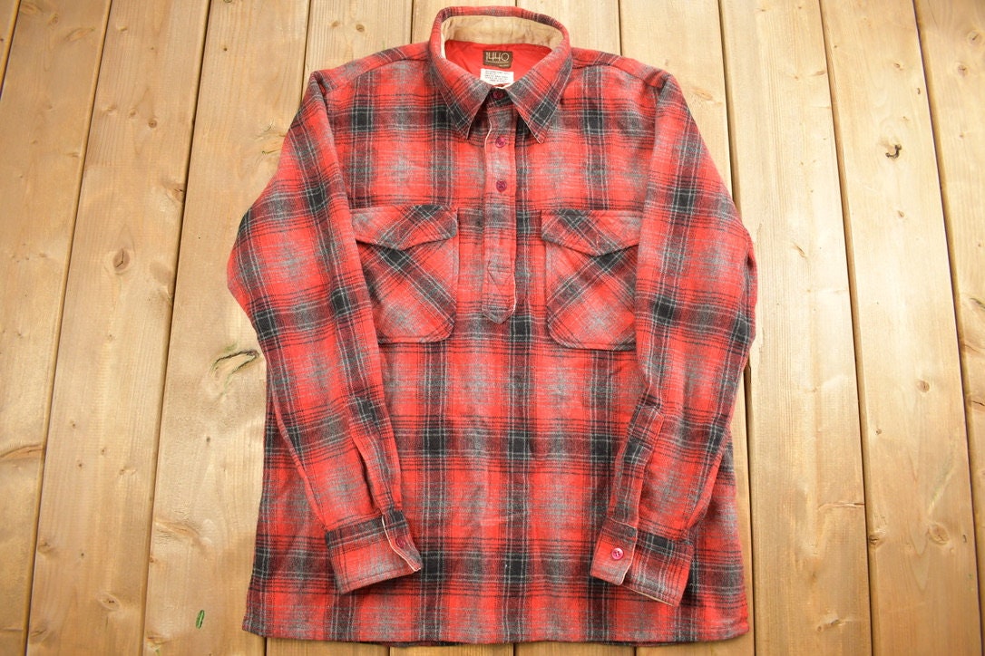 Vintage 1990s Red 1440 Half Button Plaid Flannel Button Up Shirt