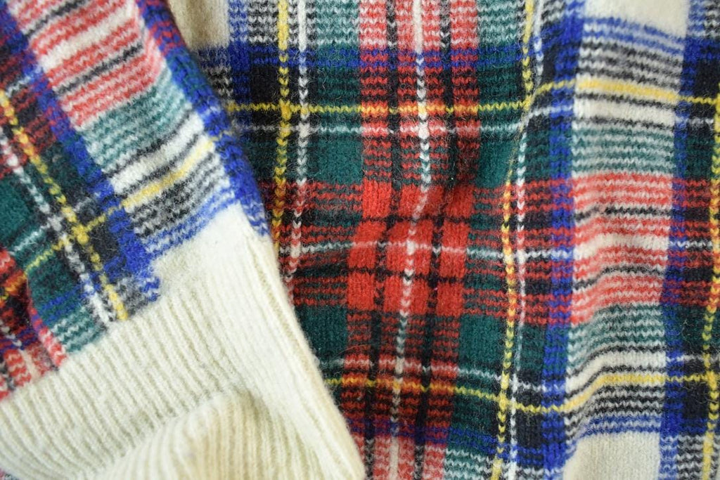 Vintage 1970s Hathaway 100% Scottish LambsWool Argyle Knit Sweater