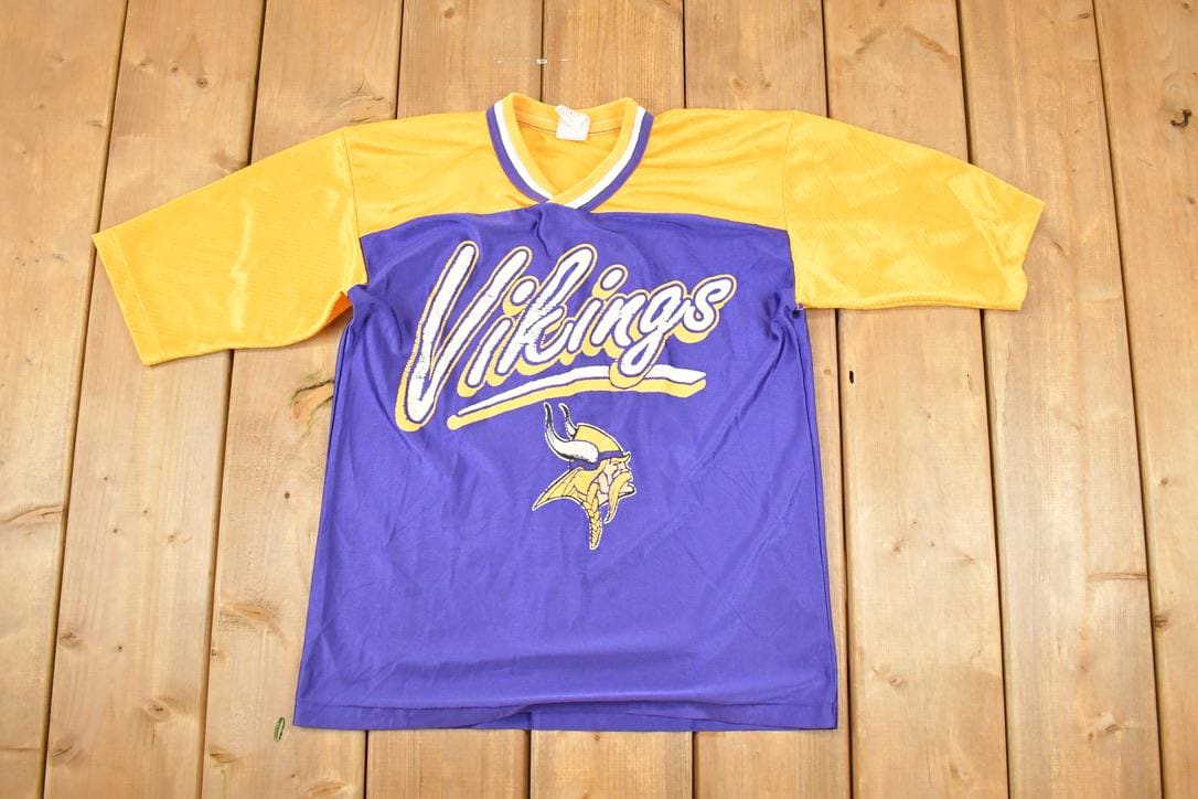 Vintage 1980s Minnesota Vikings NFL T-Shirt Youth L