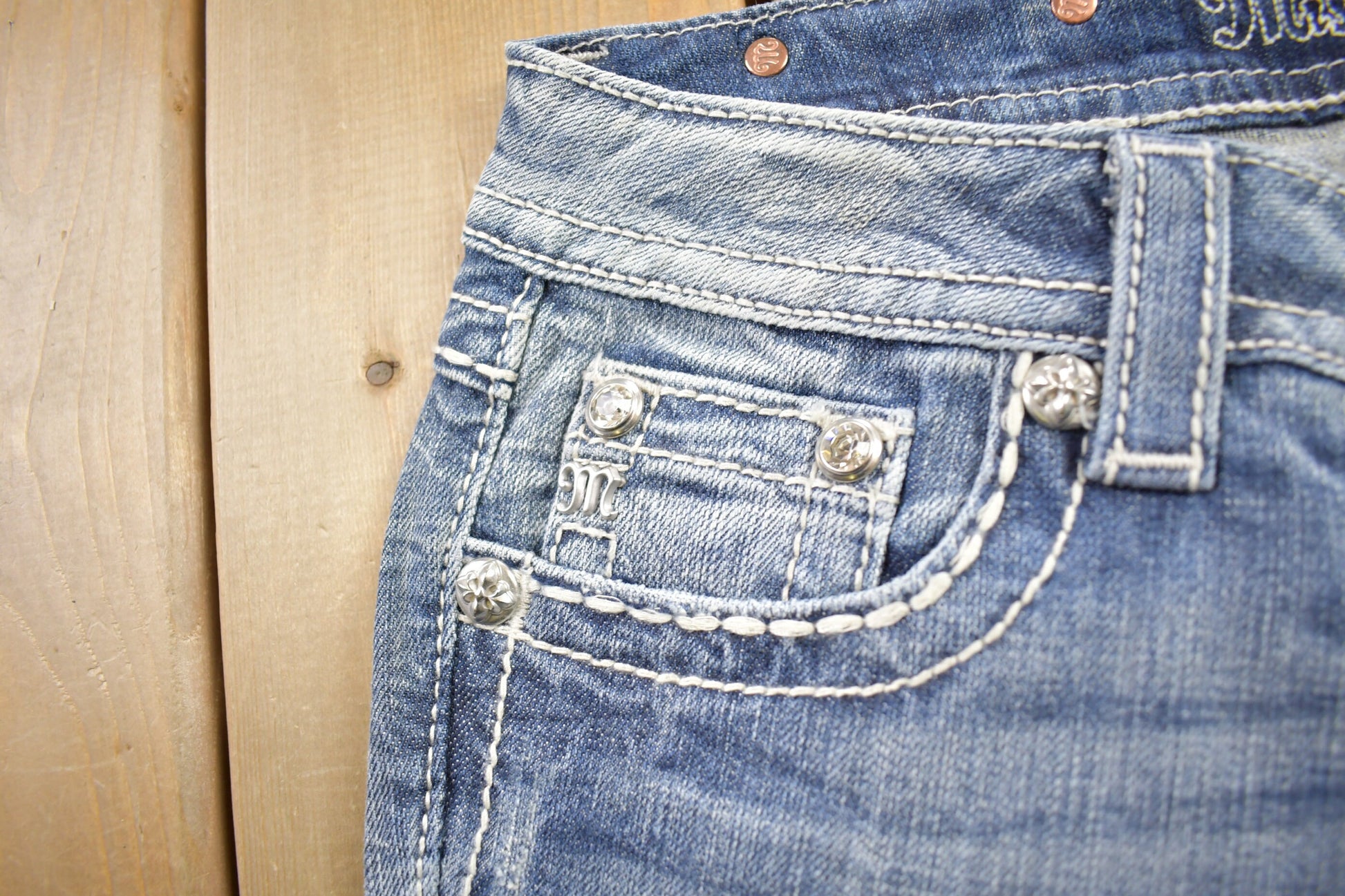 Vintage Y2K Miss Me Bedazzled Low Rise Jeans Size 26x32