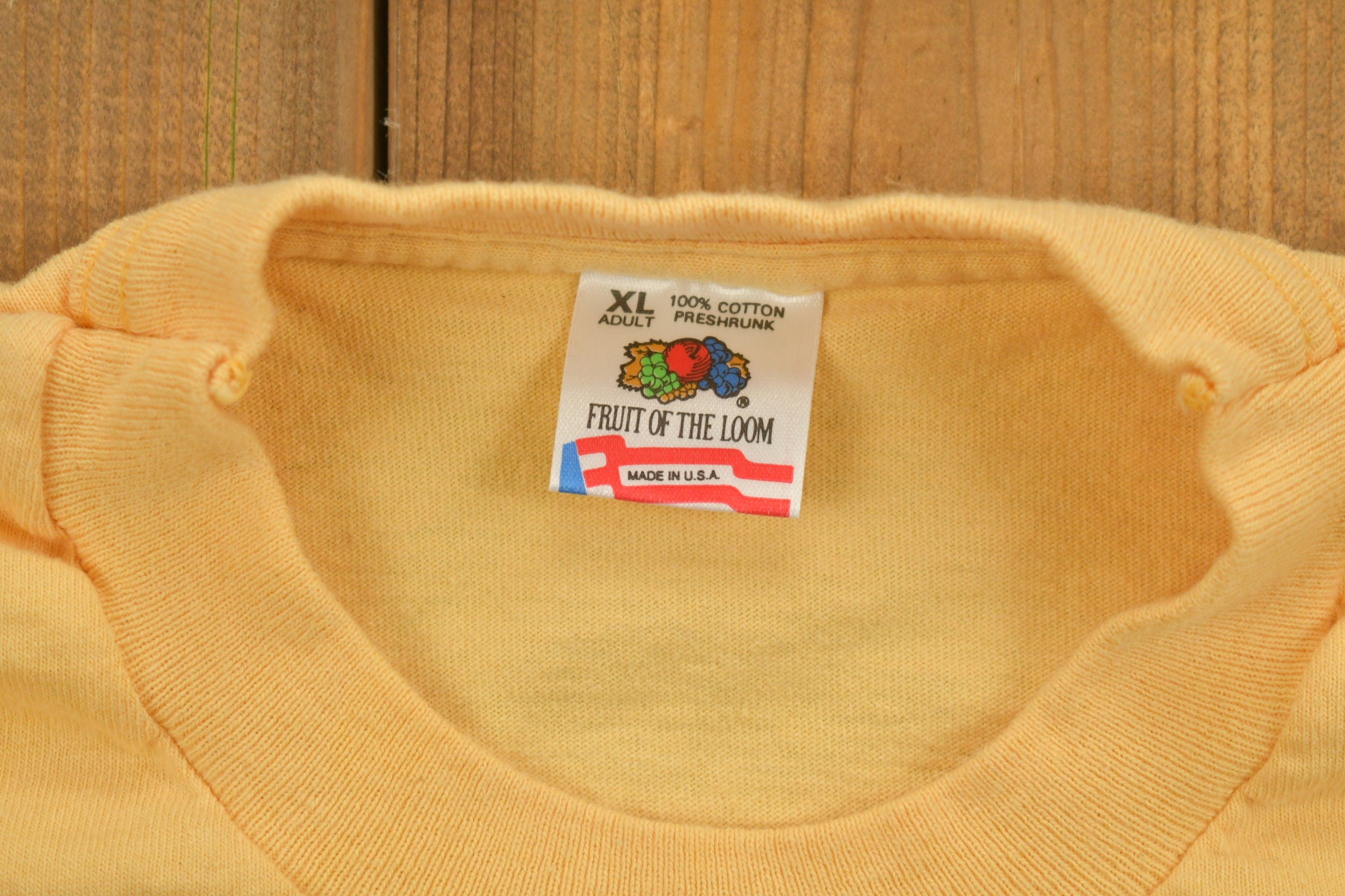 Vintage 1990s Mystery company Of The Finger Lakes Graphic T-Shirt