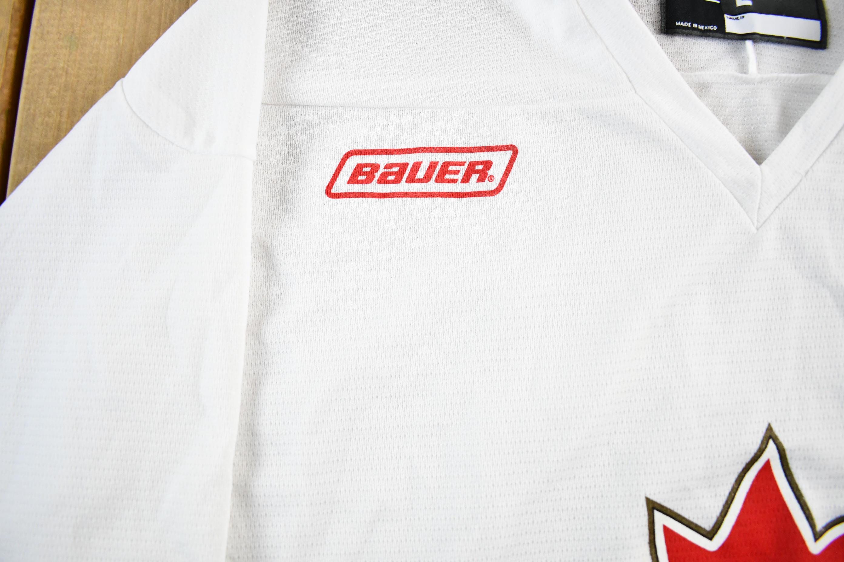 Vintage 2000s Team Canada Bauer Hockey Jersey Men's Large