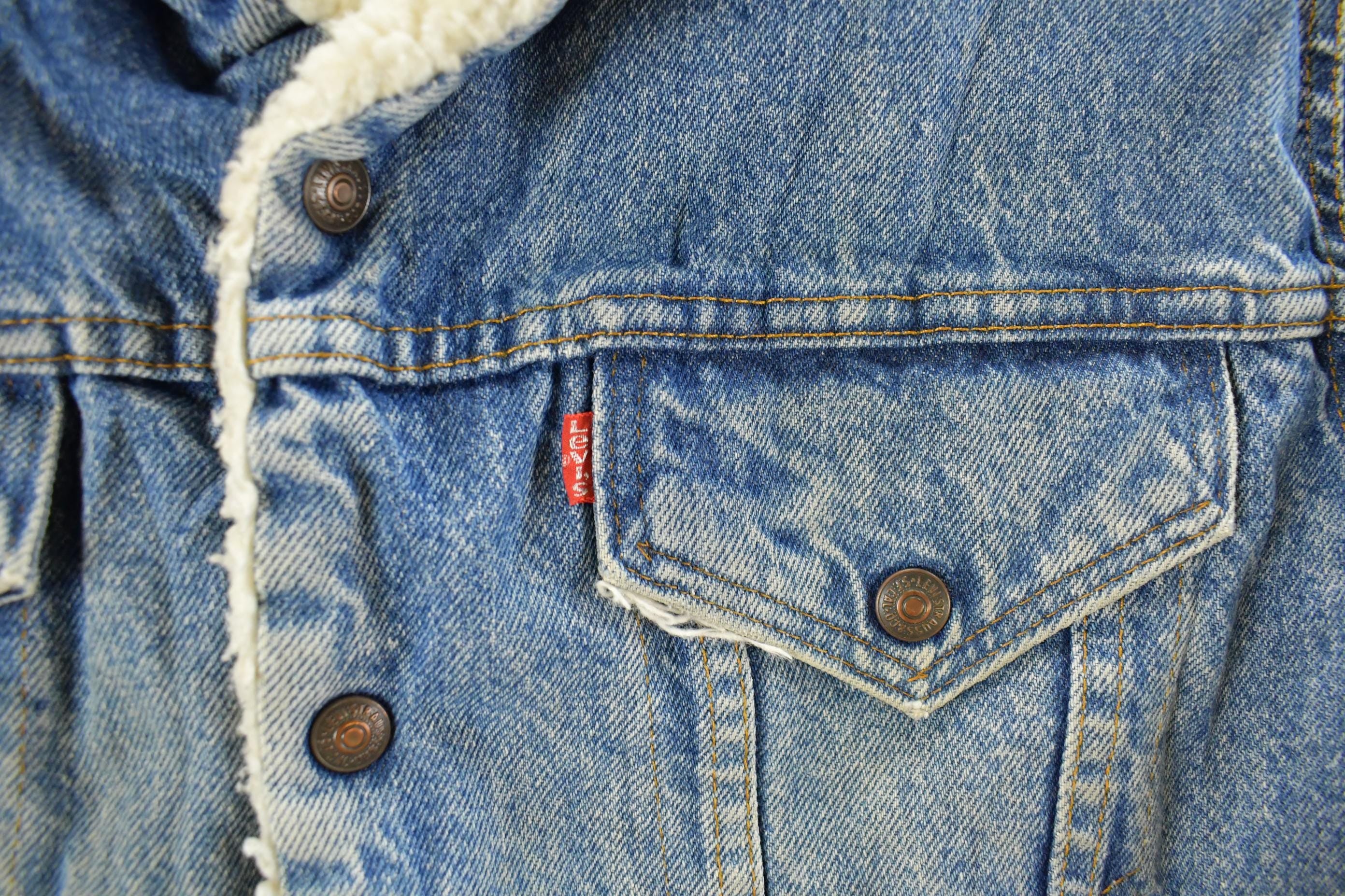 Vintage 1980s Levi's Sherpa Lined Denim Jean Jacket Men's Small