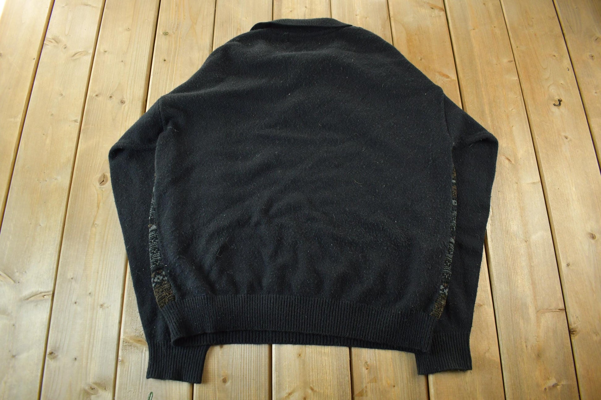 Vintage 1990s Boulevard Club Knit Abstract Pattern Collared Sweater