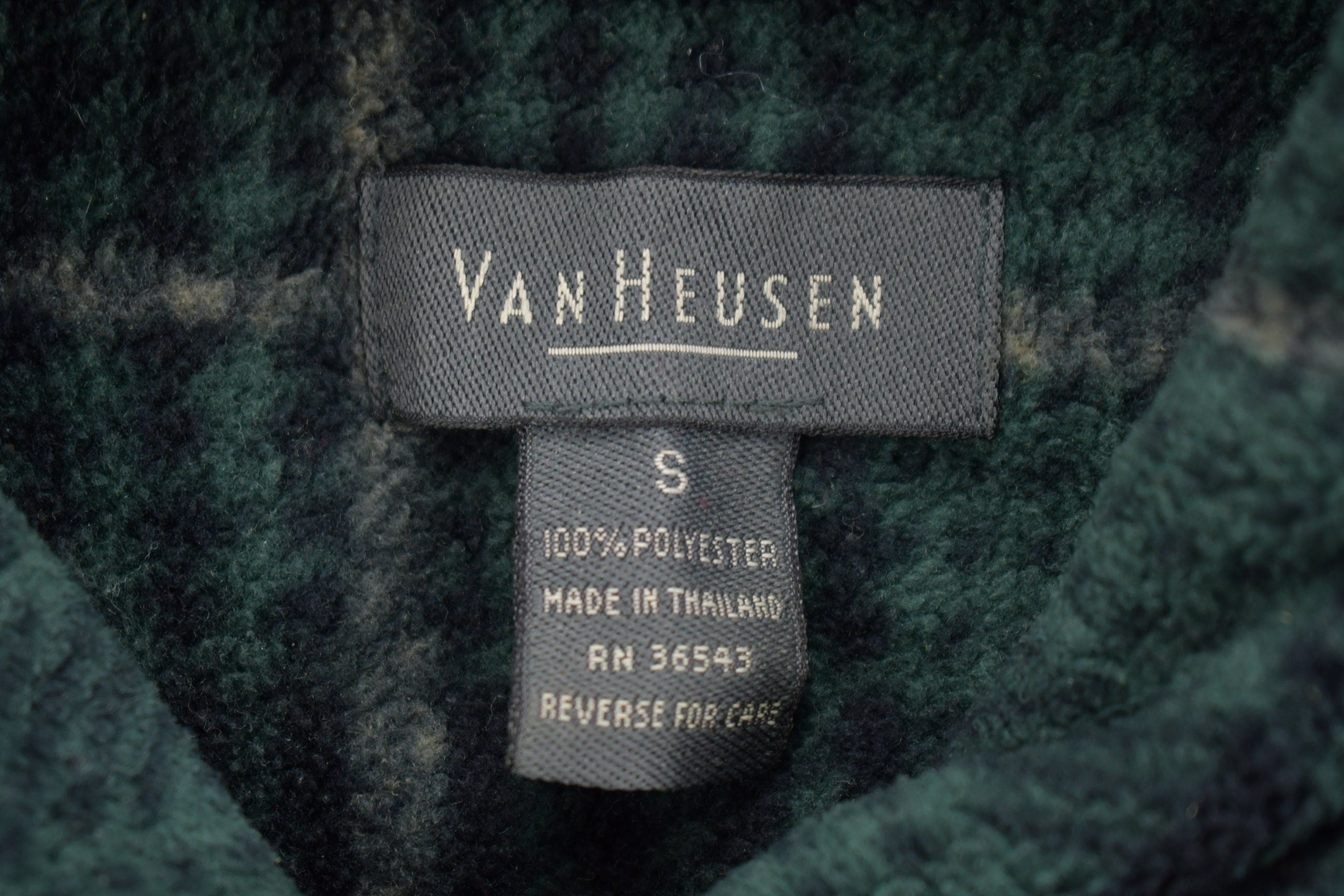 Vintage 1990s Van Heusen Plaid Button Up Shirt