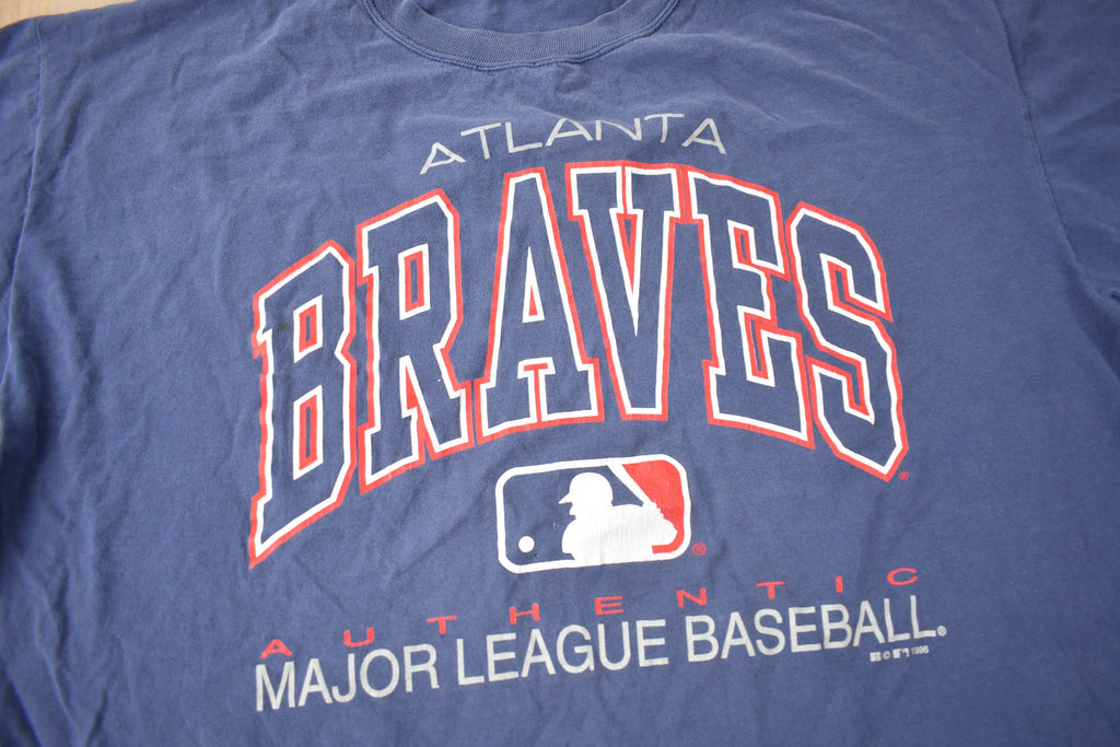 Vintage 1996 Atlanta Braves MLB Baseball Graphic T-Shirt Made In USA Size XXL