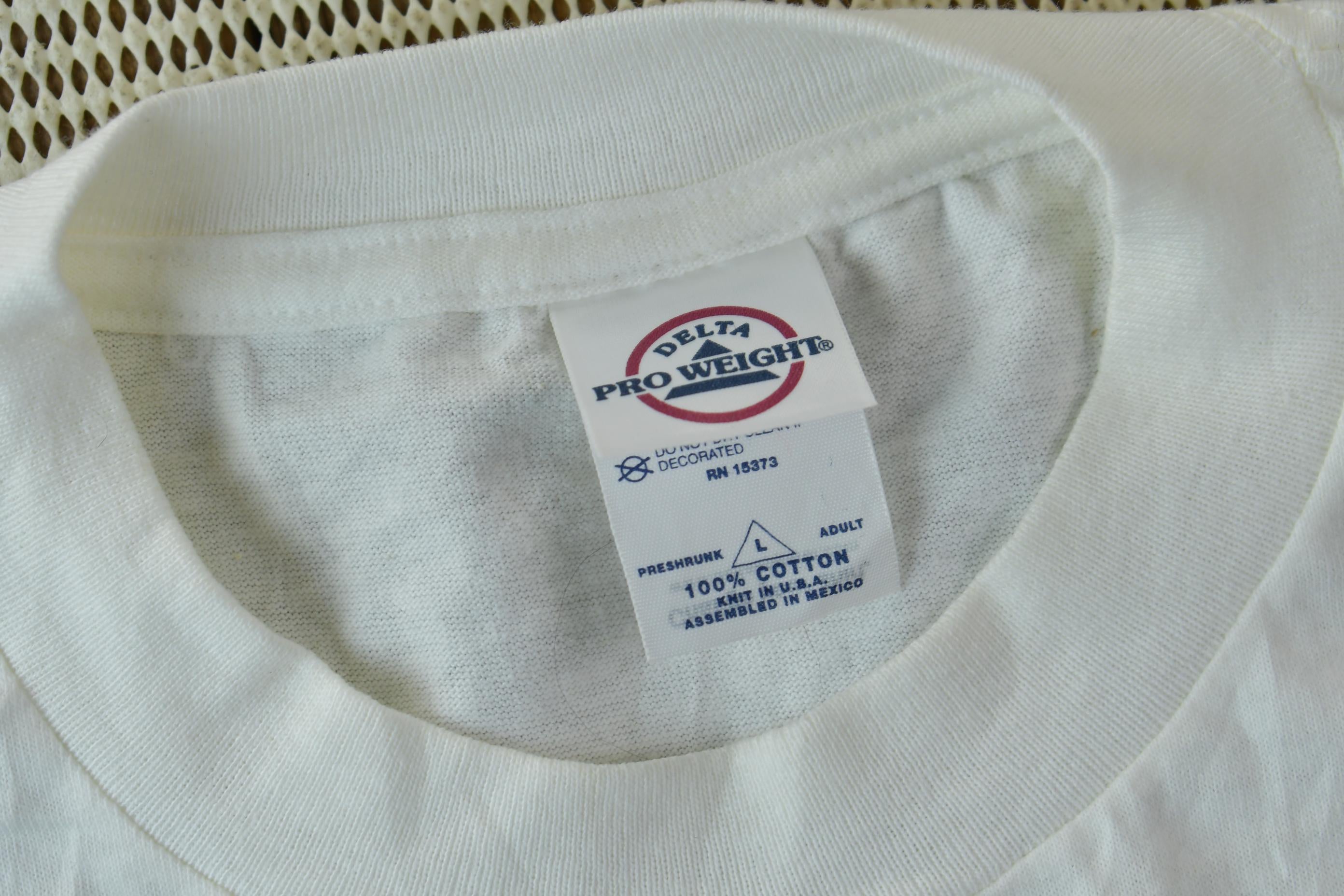 Vintage 1990s Serenity Prayer Graphic T-Shirt