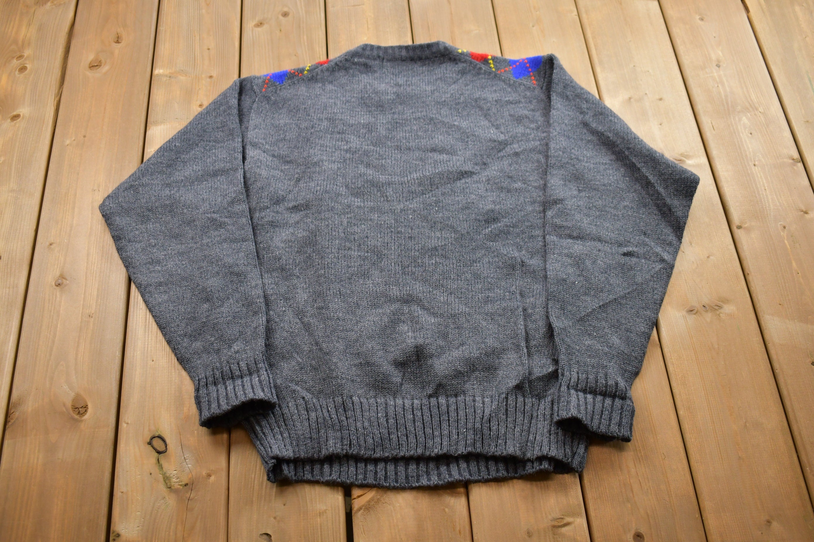 Vintage 1990s Arrow Knitted Argyle Crewneck Sweater