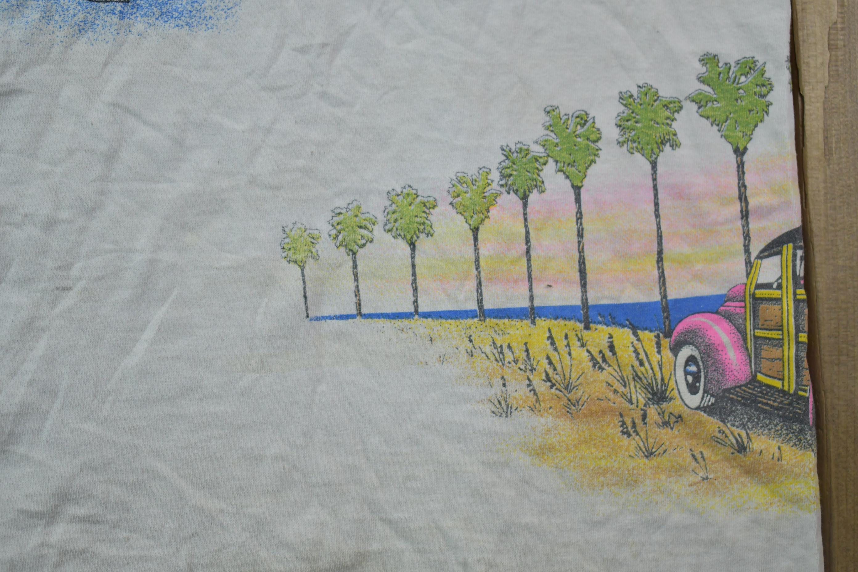 Vintage 1990s North Carolina Surfer Souvenir T-Shirt