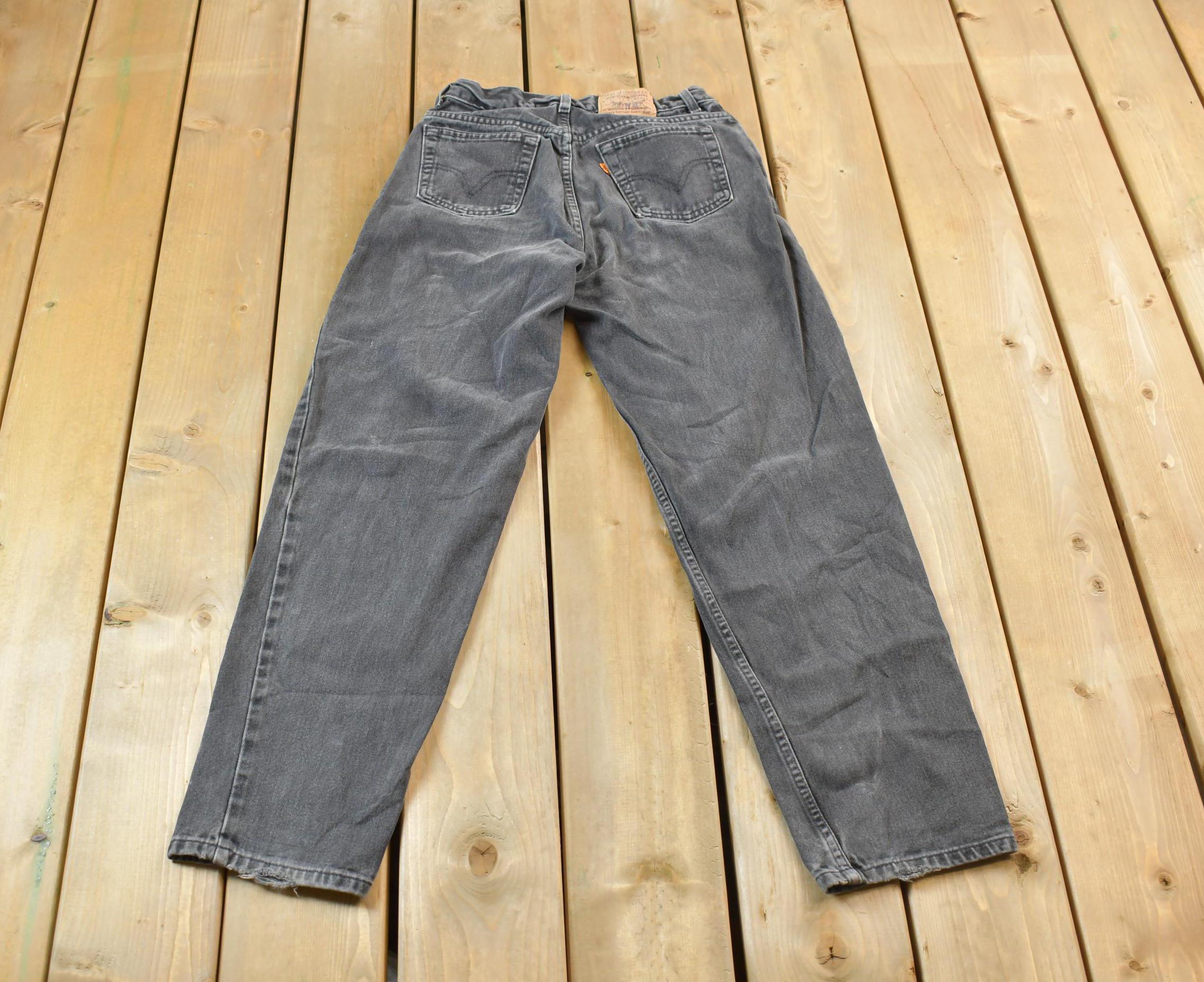 Vintage 1990s Levi's 550 Orange Tab Jeans Size 28 x 28.5