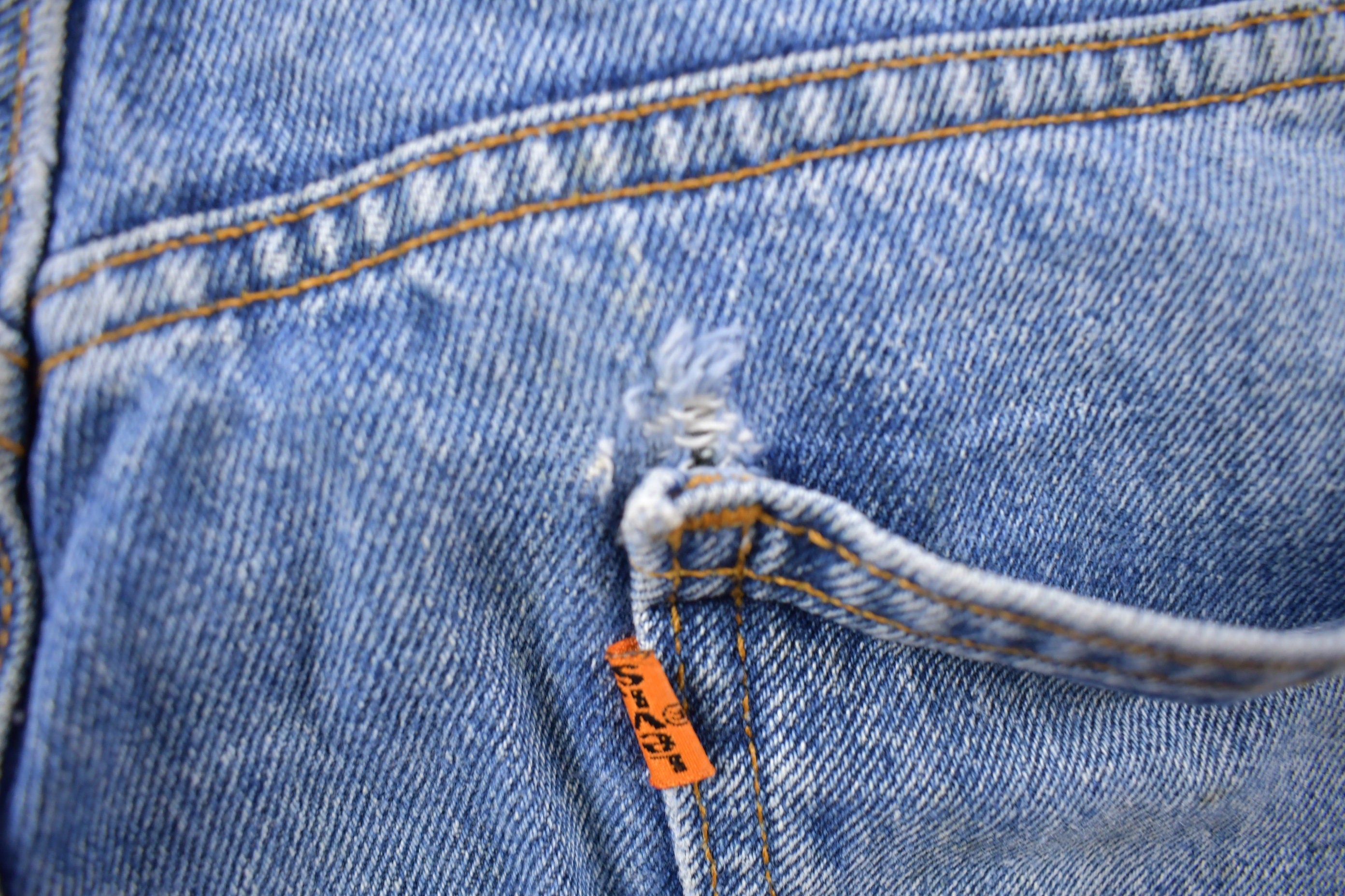 Vintage 1980s Levi's 550 Orange Tab Denim Jeans Size 31 x 30