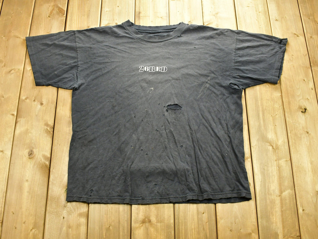 Vintage 90's 26Red Illegal Alien Skate T-Shirt